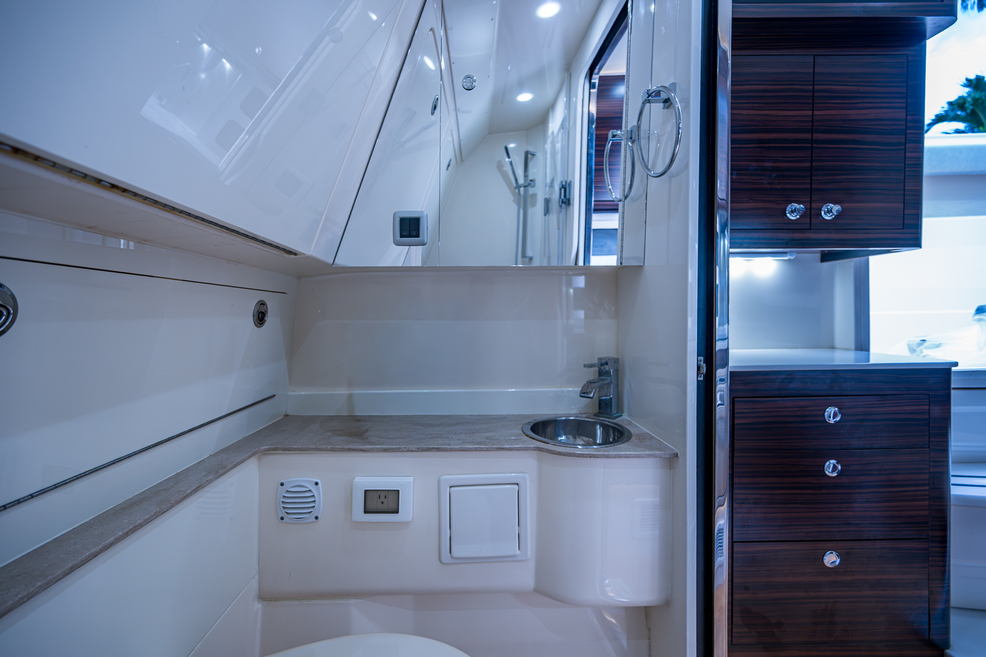42 Scout yacht photo 103