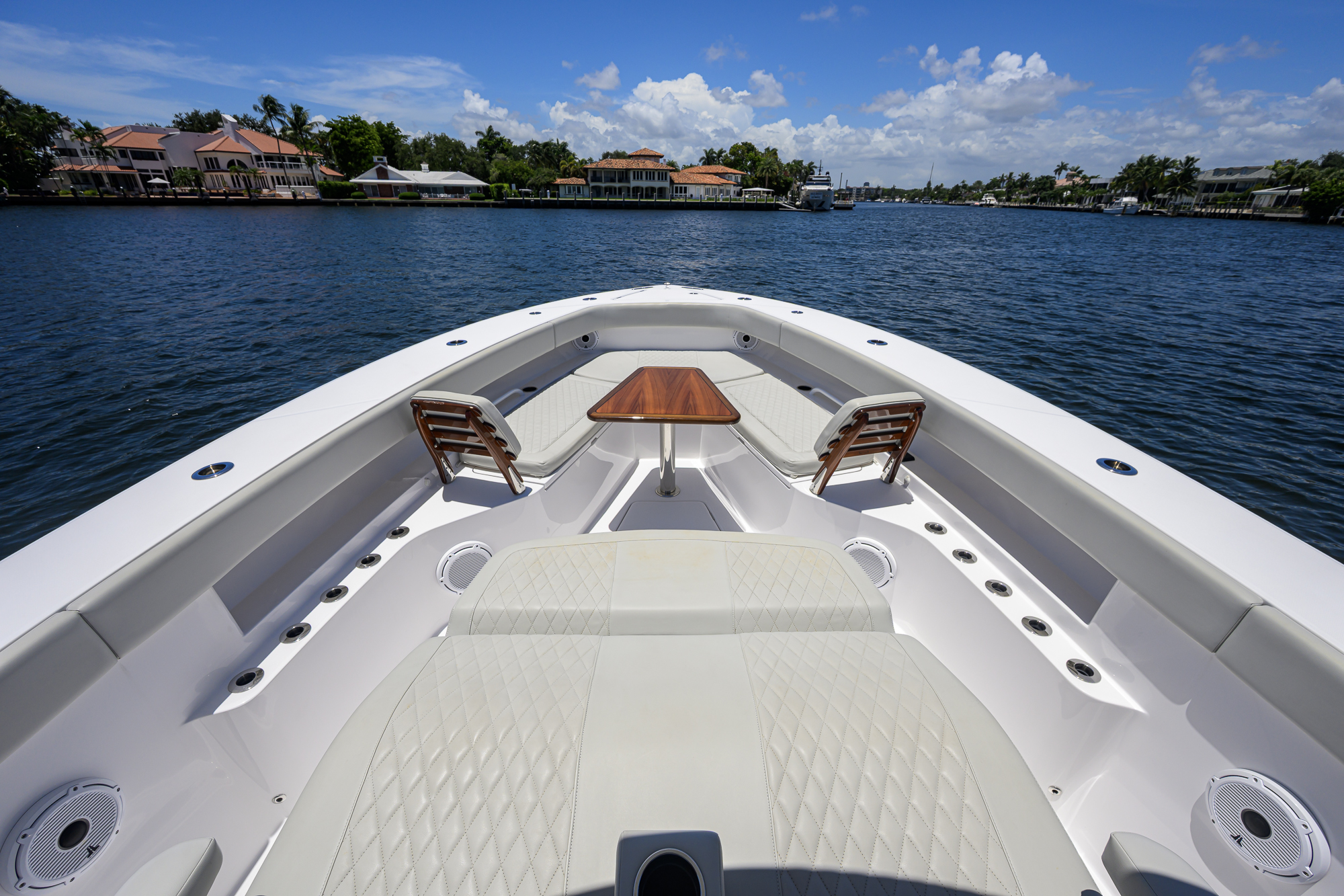 Nacho yacht photo 27
