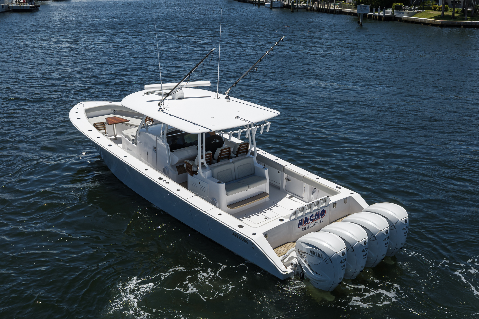 Nacho yacht photo 15
