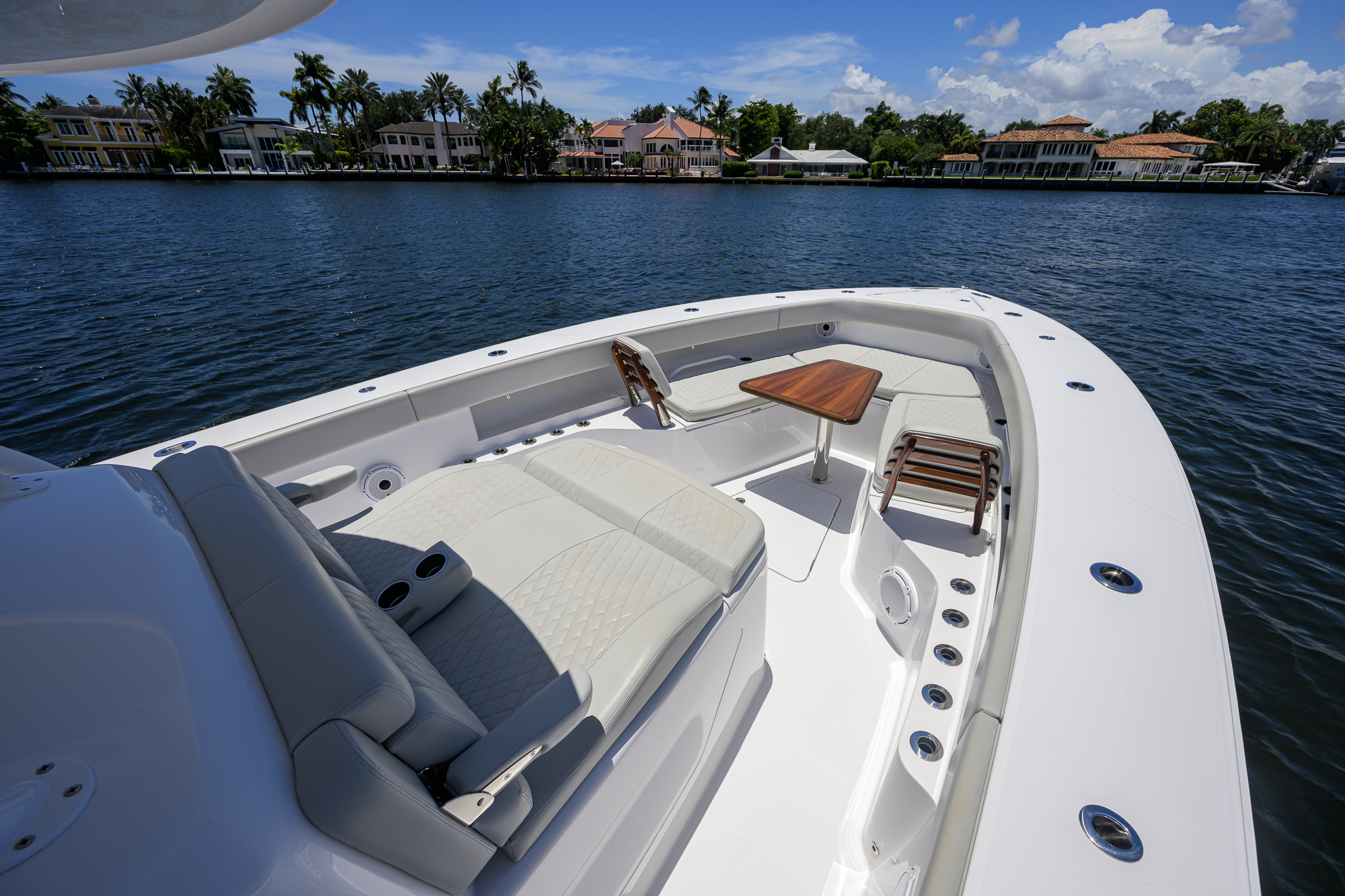 Nacho yacht photo 26