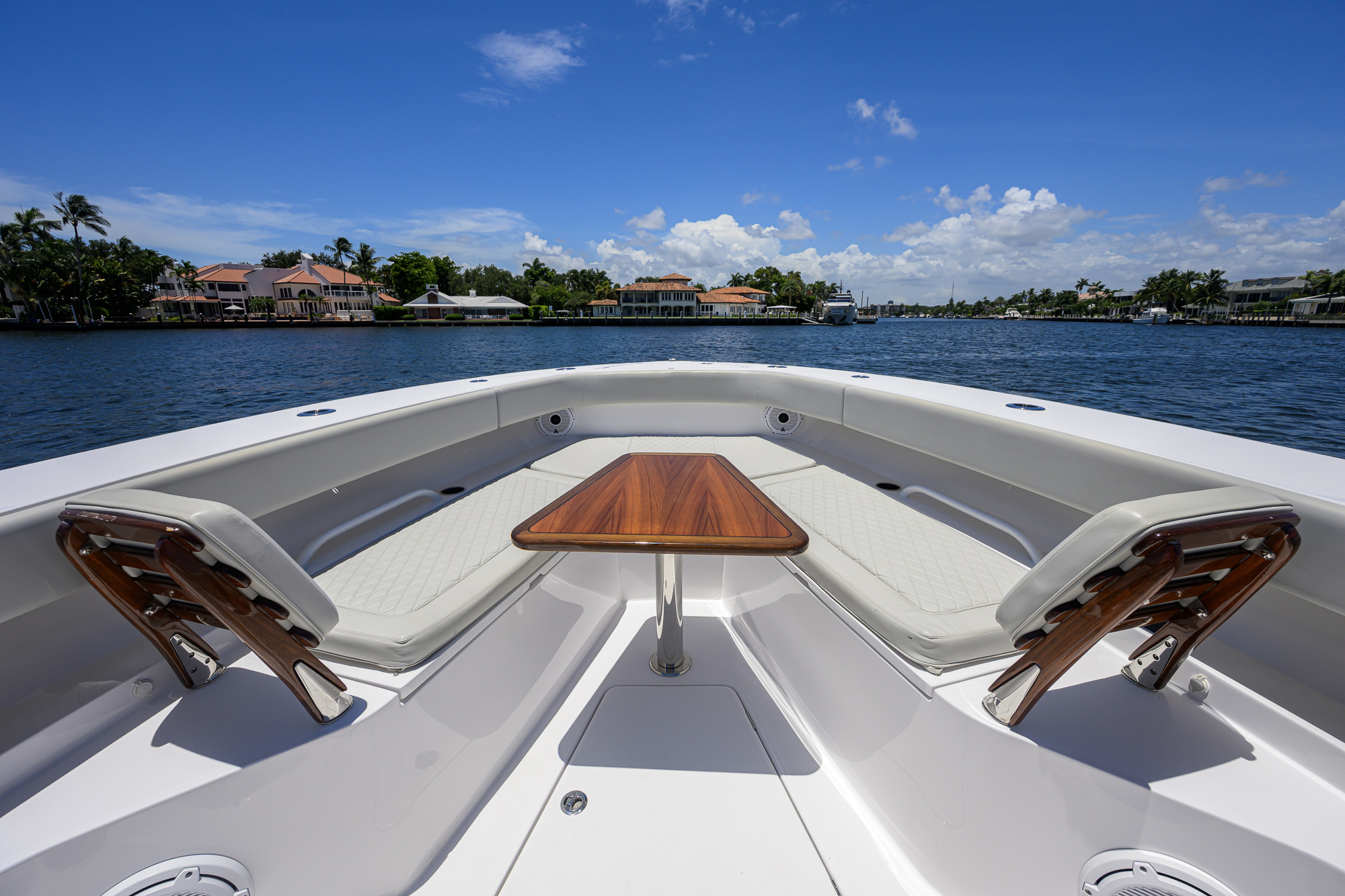 Nacho yacht photo 28