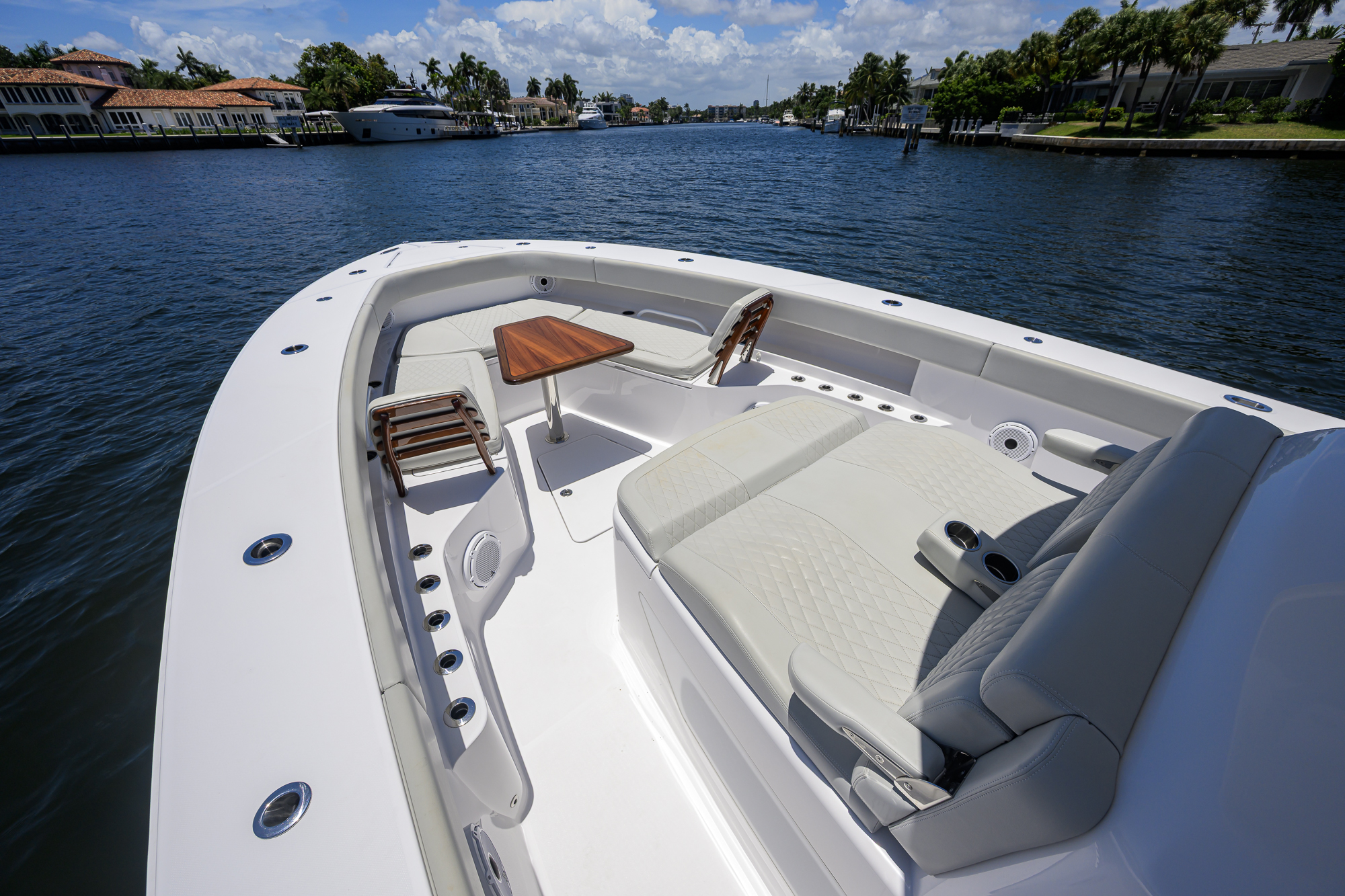 Nacho yacht photo 37