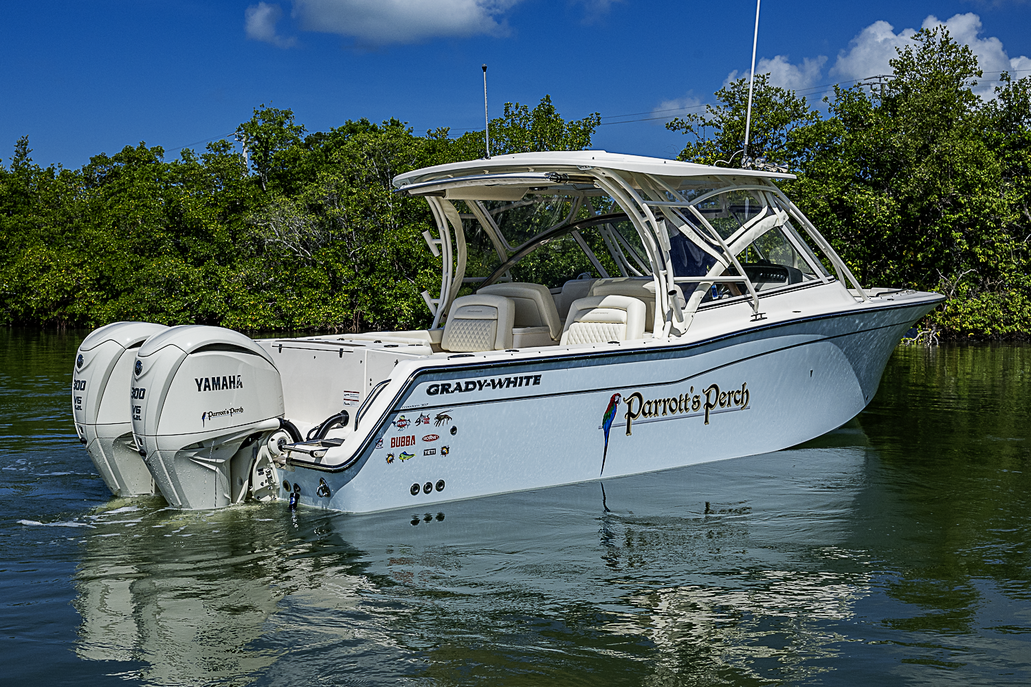 Parrotts Perch yacht photo 18
