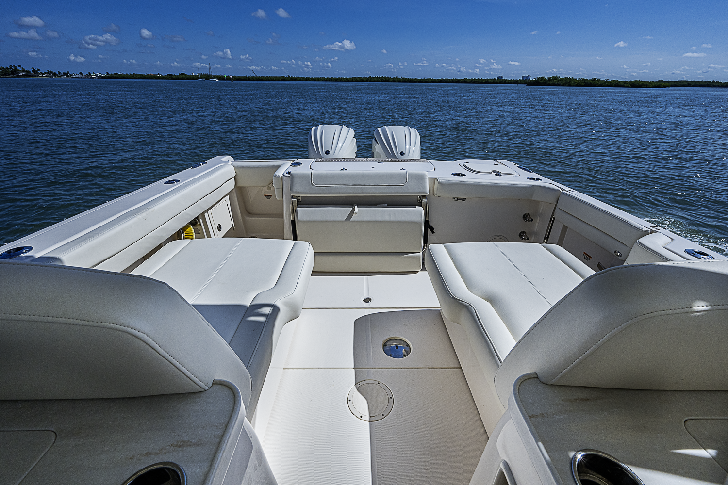 Parrotts Perch yacht photo 42