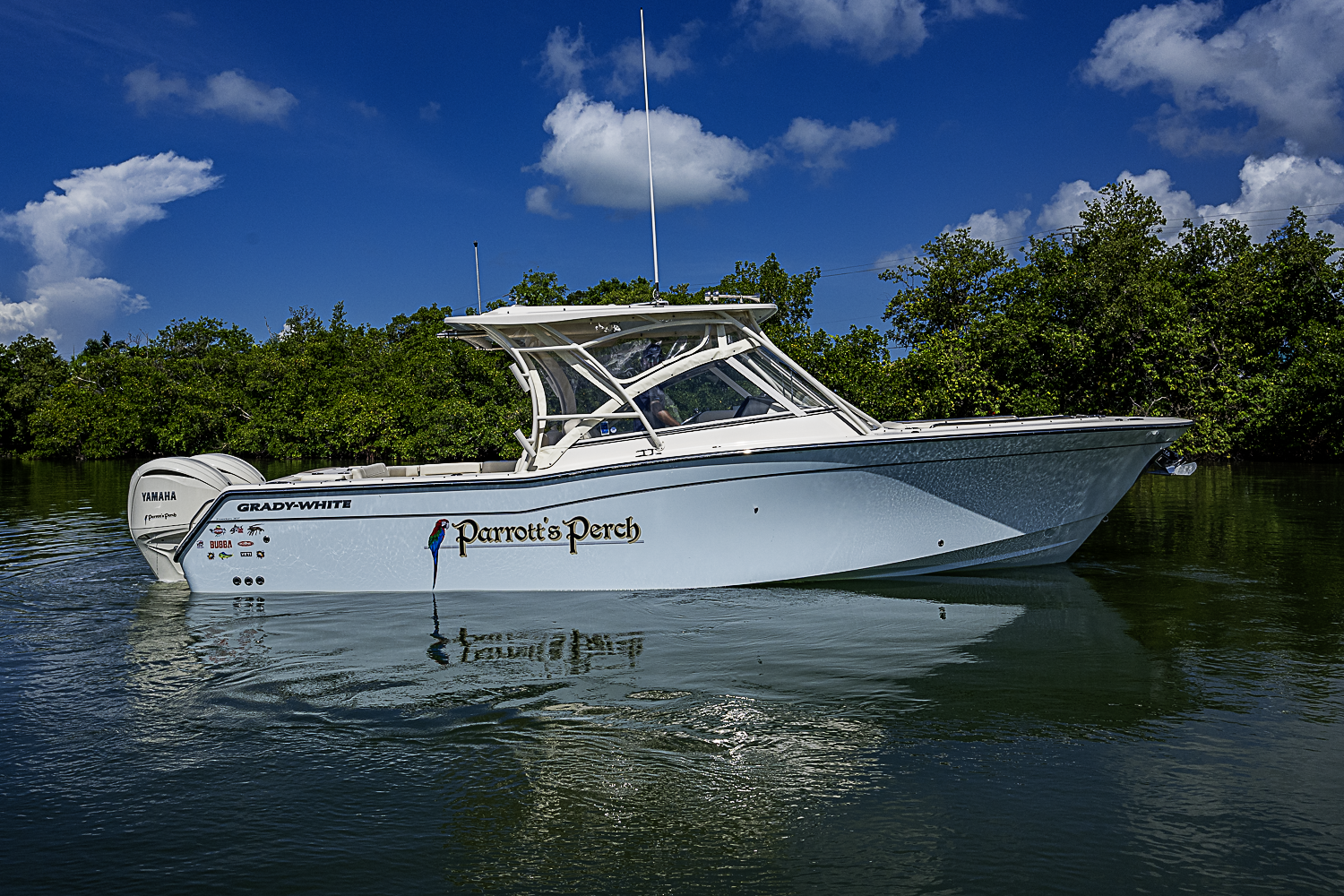 Parrotts Perch yacht photo 14