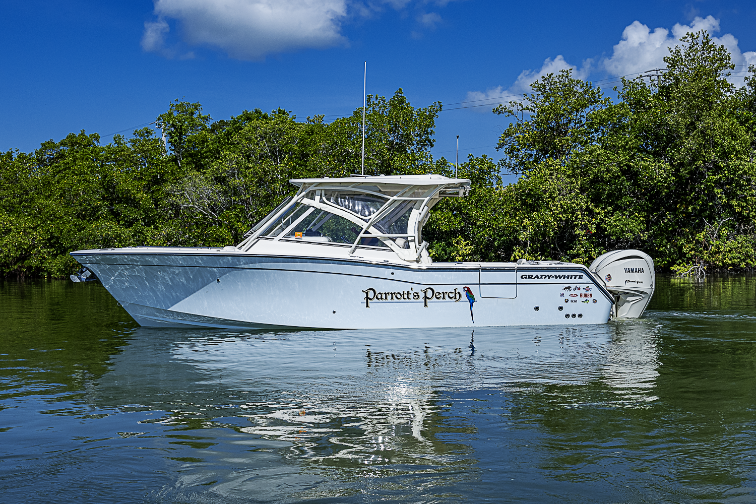 Parrotts Perch yacht photo 25