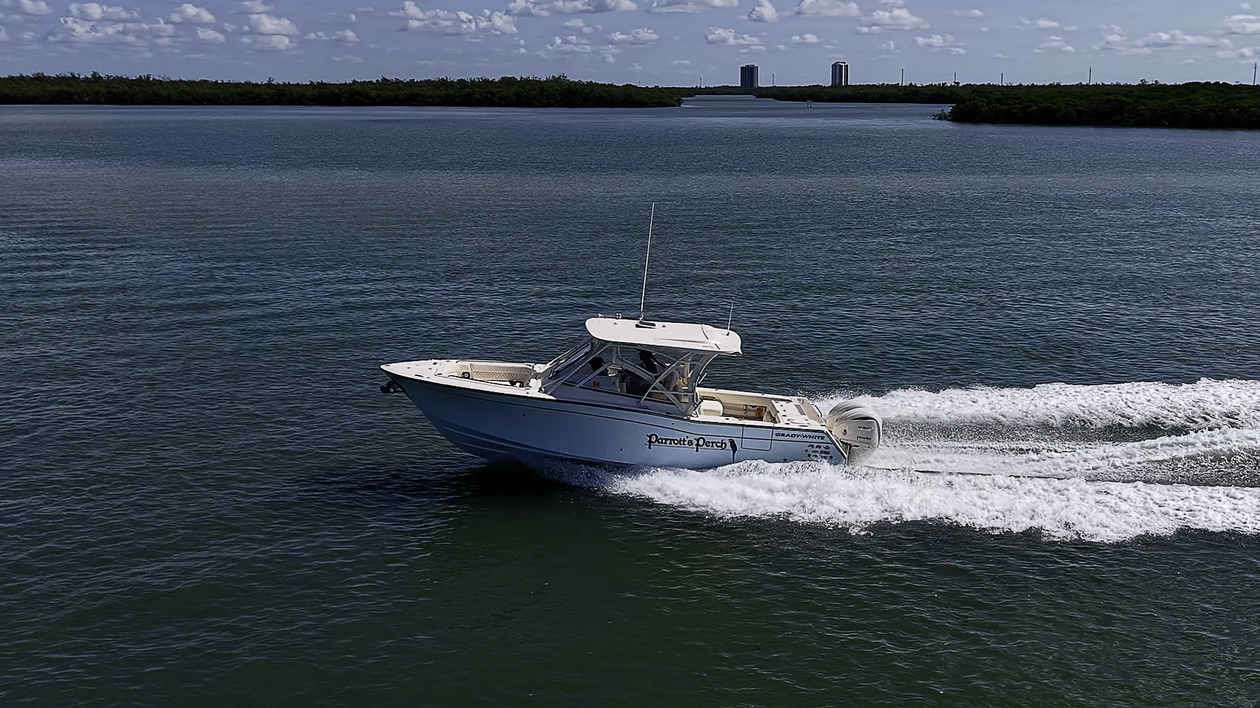 Parrotts Perch yacht photo 65