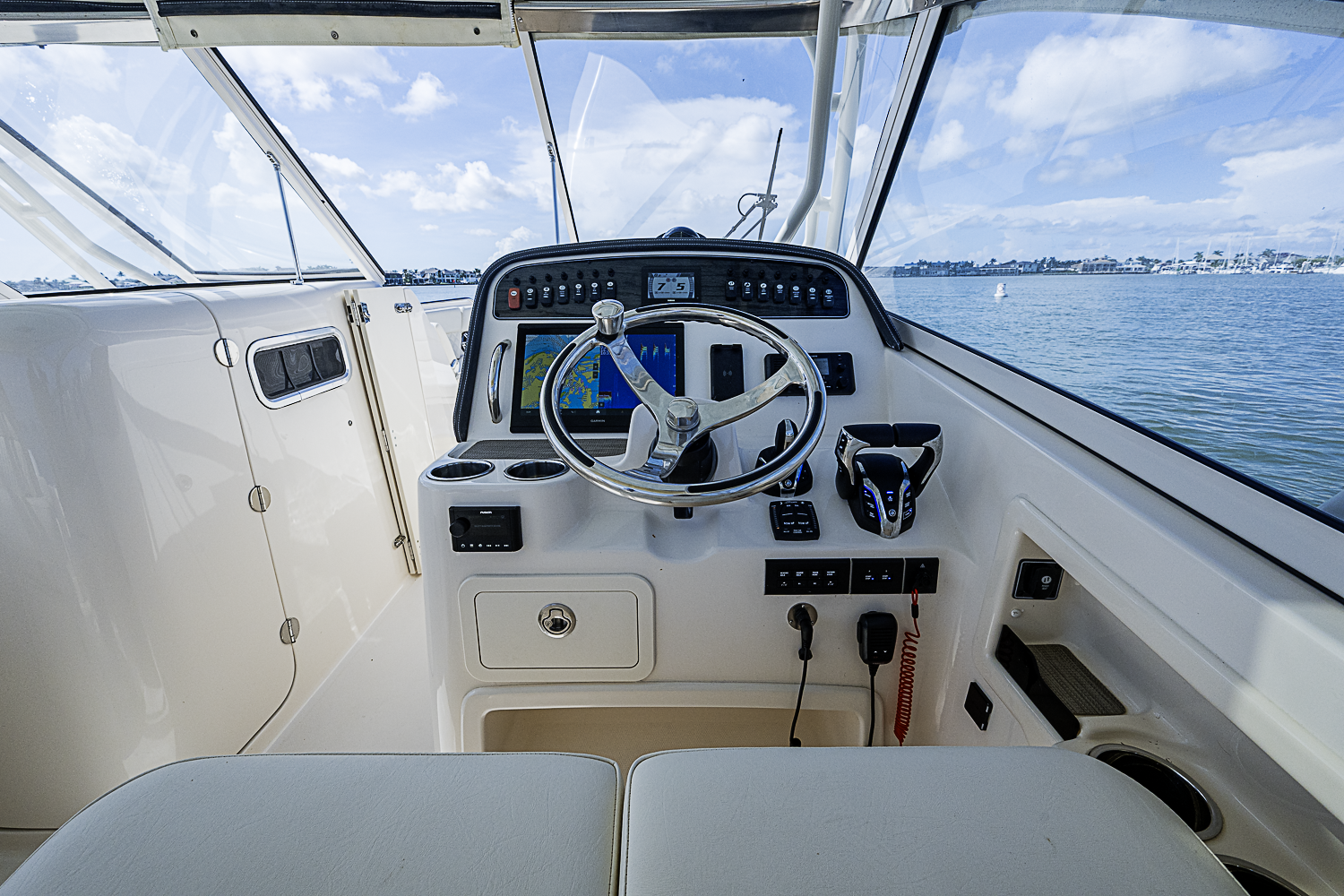 Parrotts Perch yacht photo 50