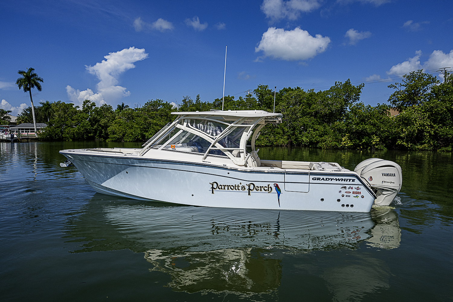 Parrotts Perch yacht photo 1