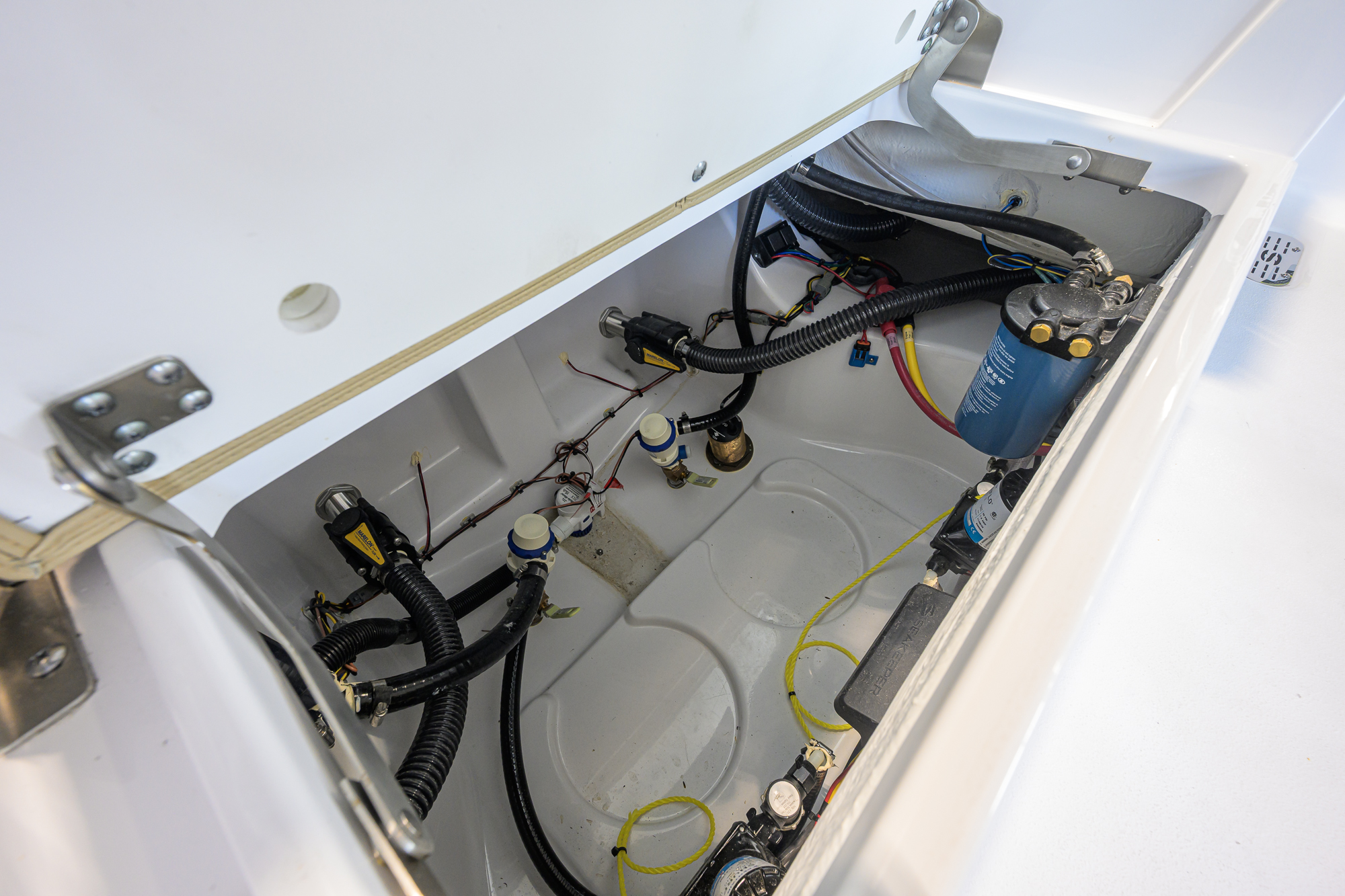 24 Sportsman 247OE Masters 29059 yacht photo 29