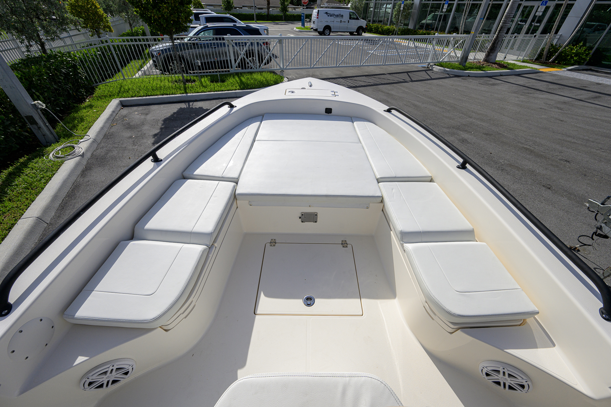 2600-044 yacht photo 18