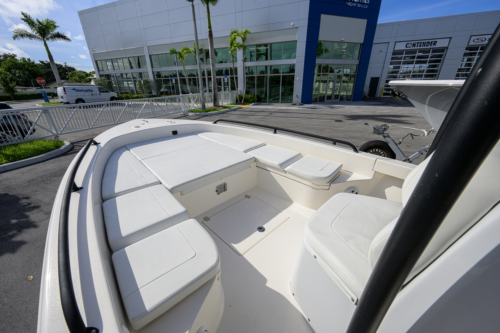 2600-044 yacht photo 19