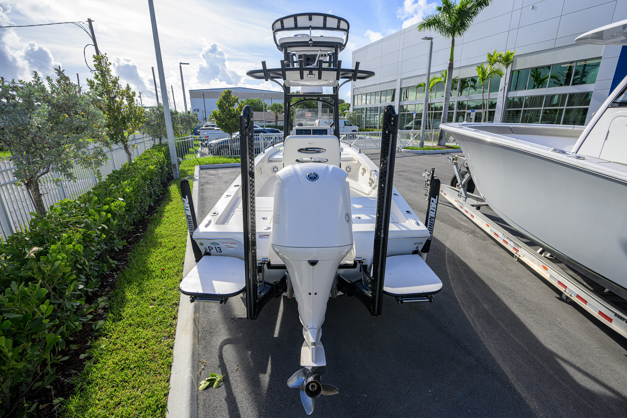 2600-044 yacht photo 9