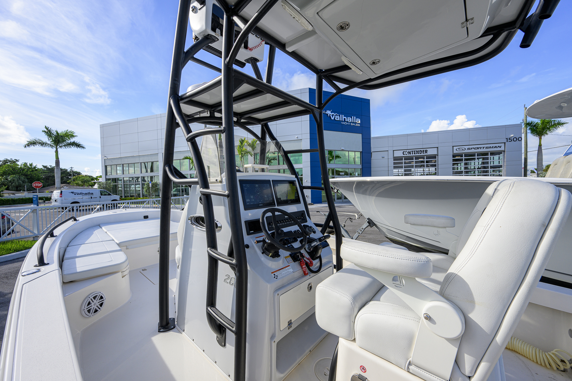 2600-044 yacht photo 50