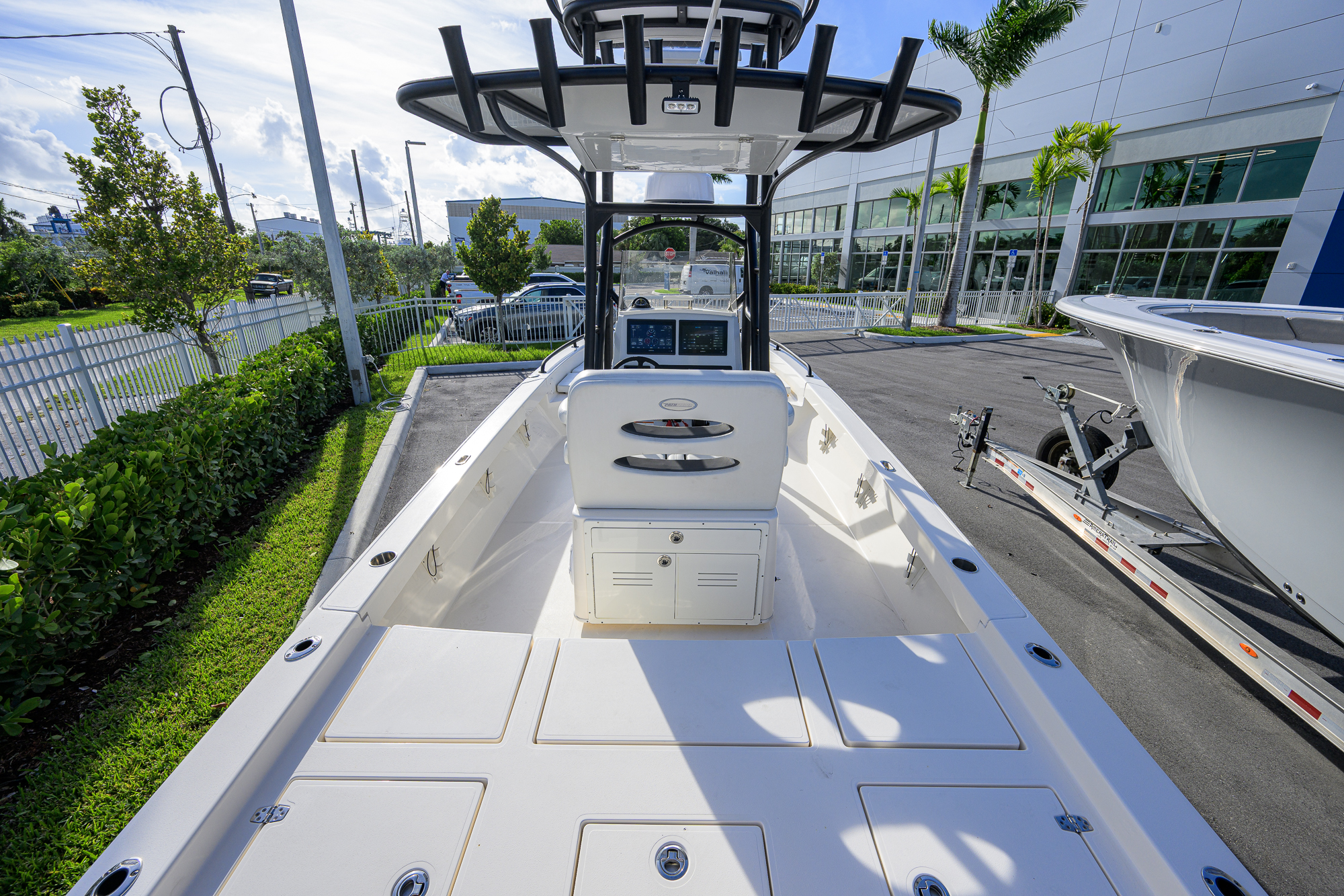 2600-044 yacht photo 32