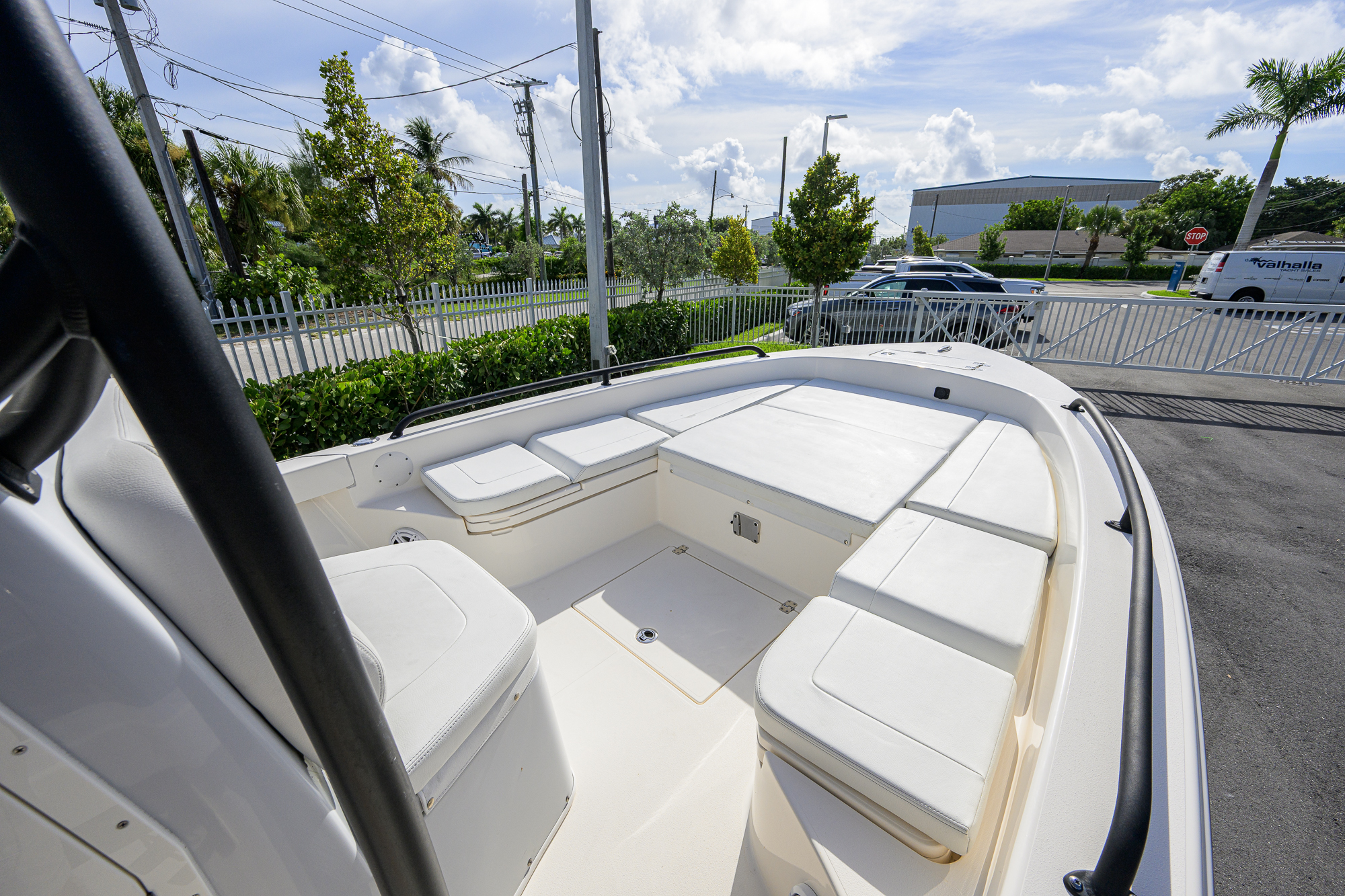 2600-044 yacht photo 17