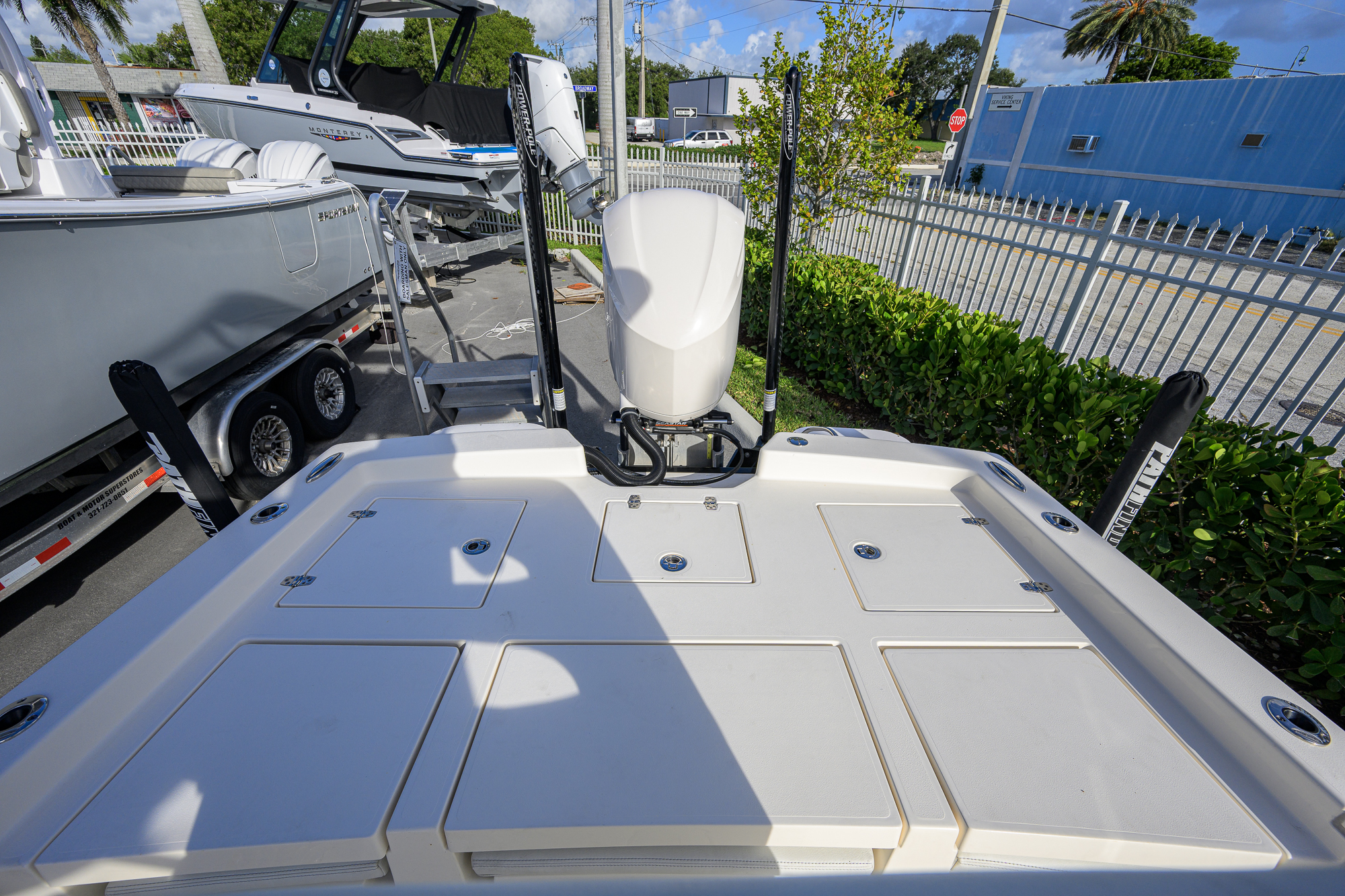 2600-044 yacht photo 36