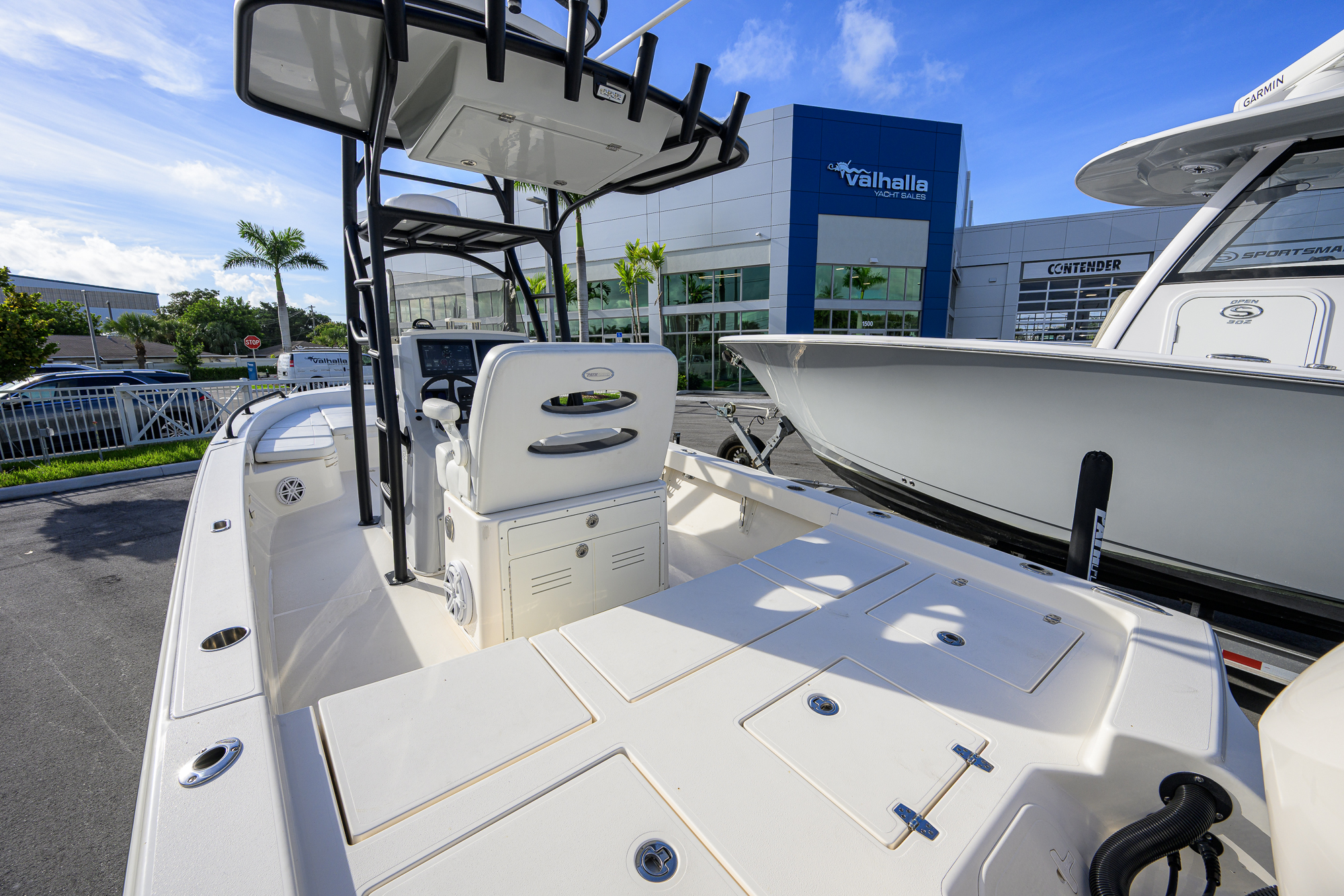 2600-044 yacht photo 34