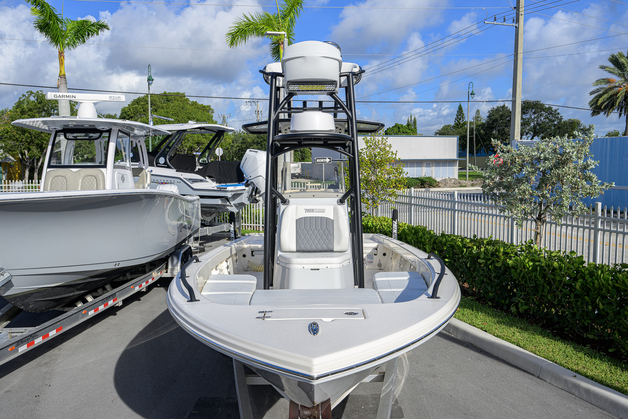 2600-044 yacht photo 4