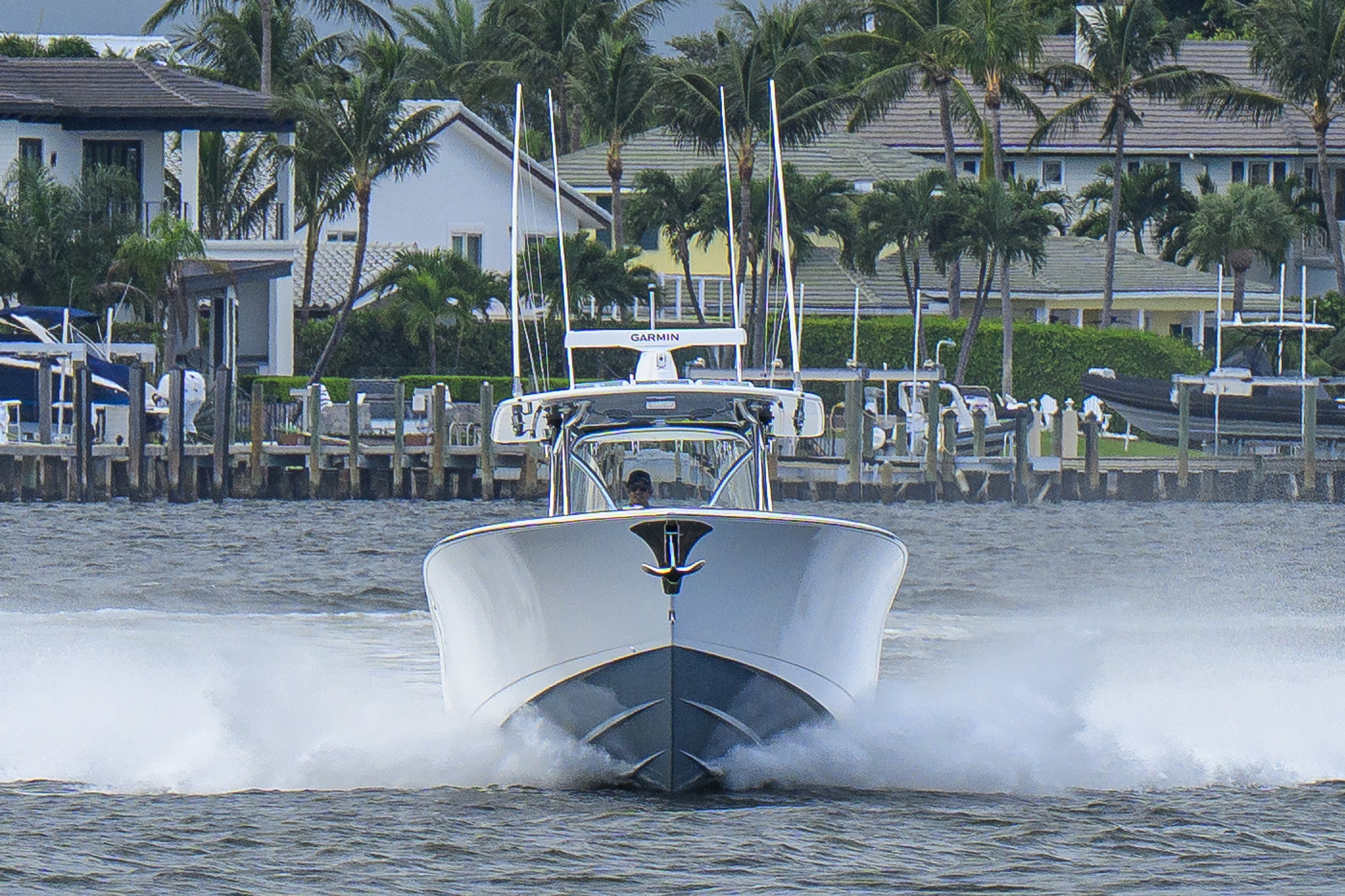 Overbooked yacht photo 21