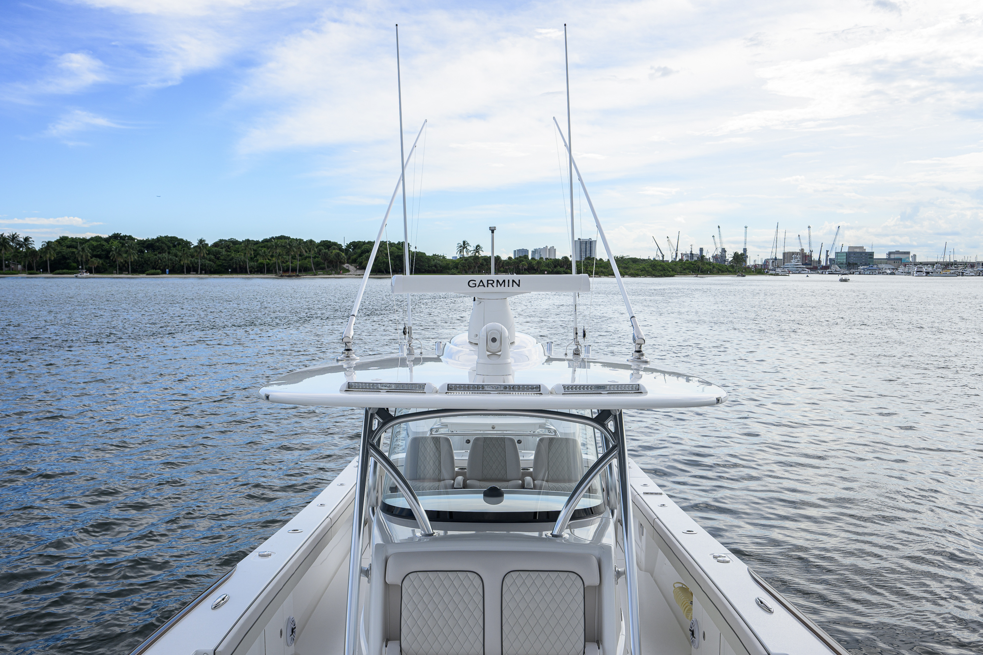 Overbooked yacht photo 45