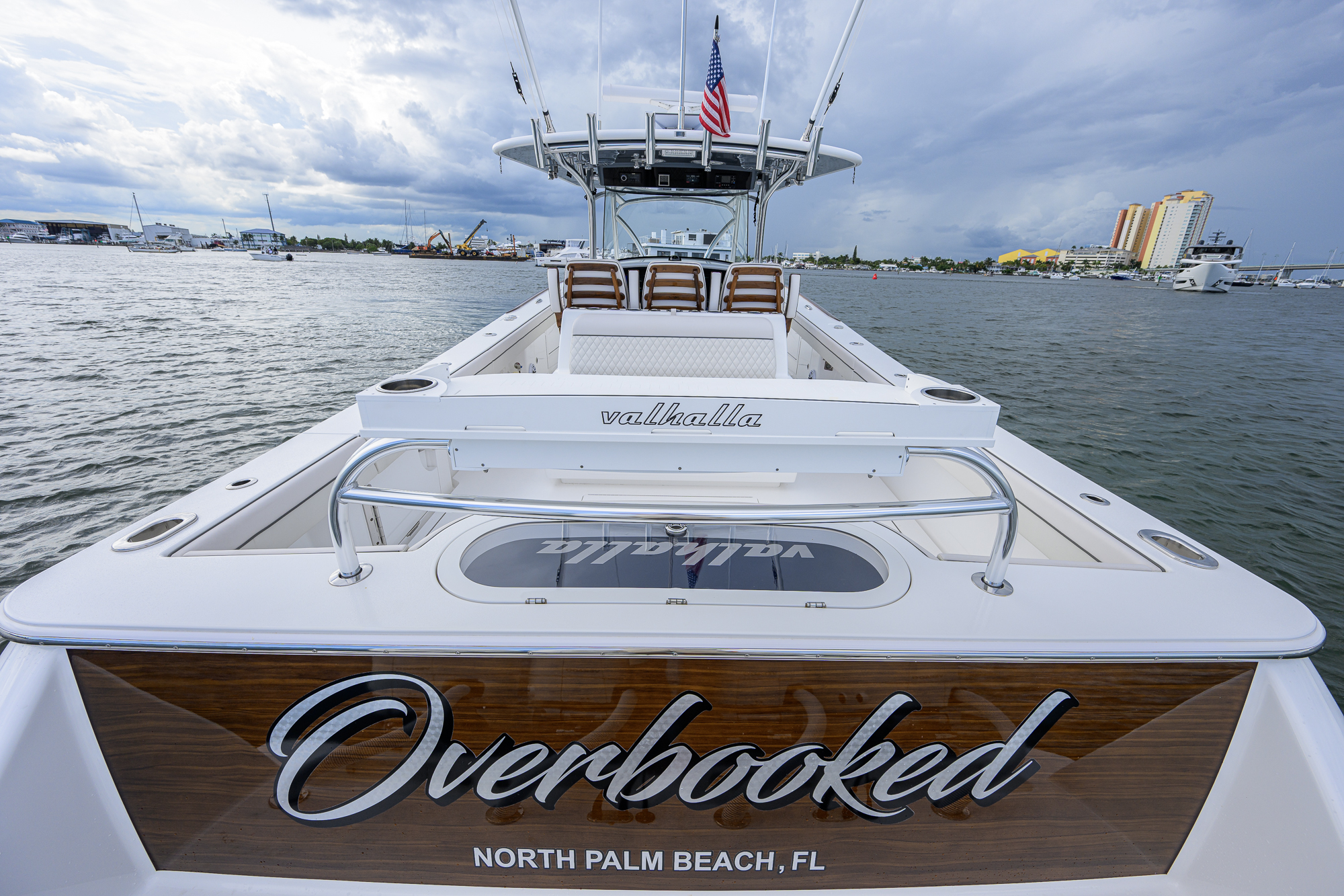Overbooked yacht photo 55