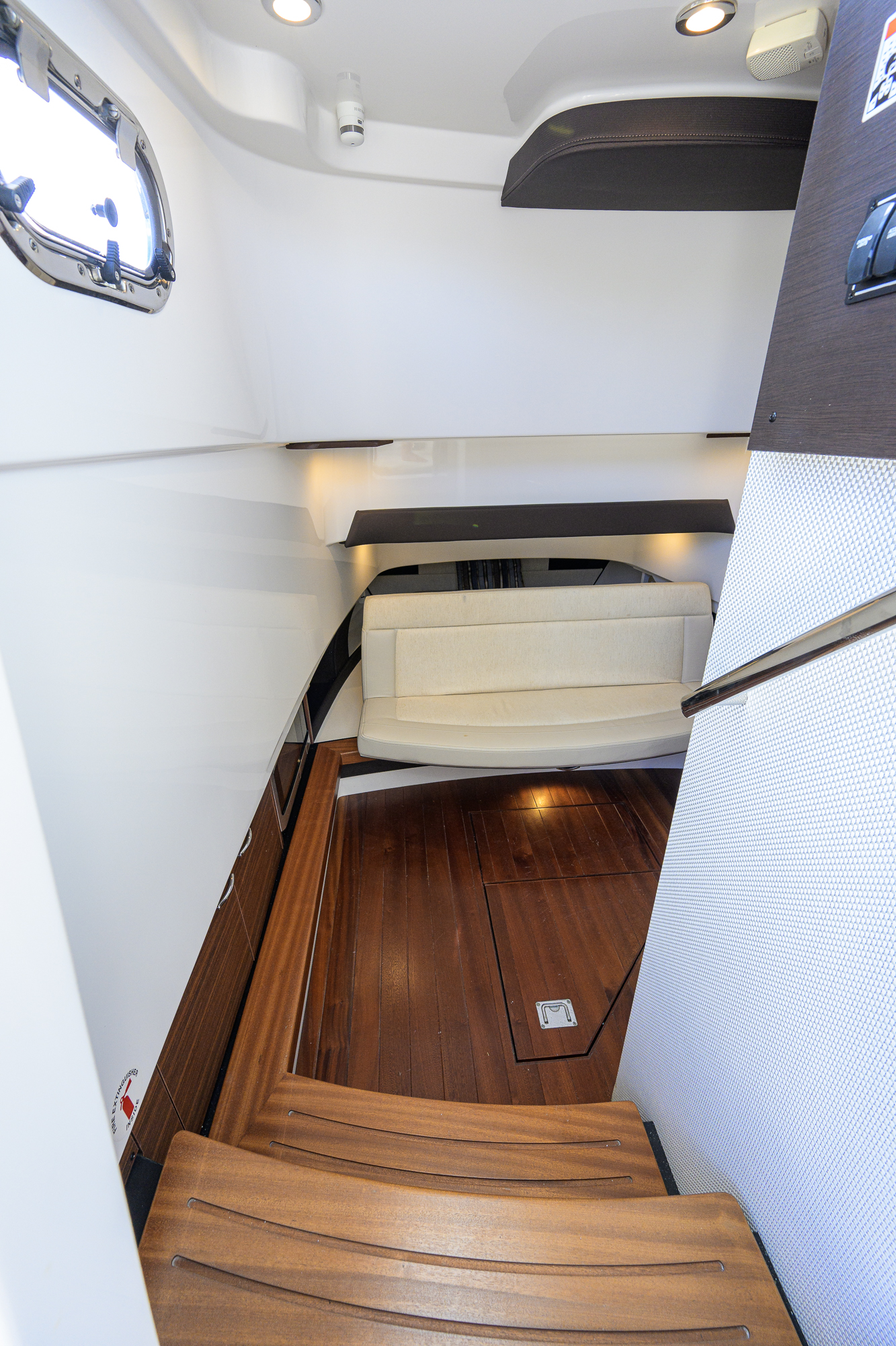 Changes In Latitude yacht photo 77