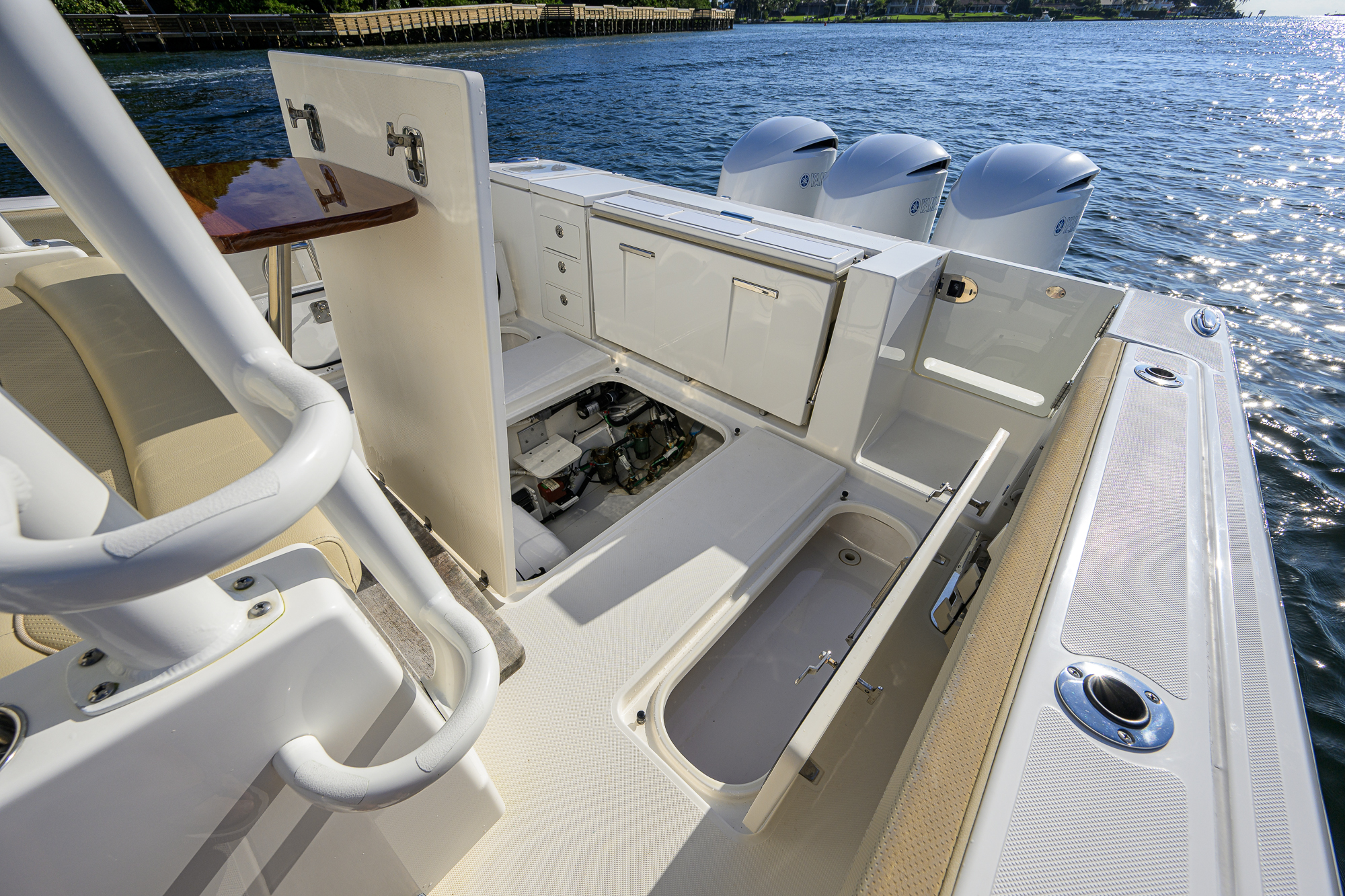 Changes In Latitude yacht photo 57