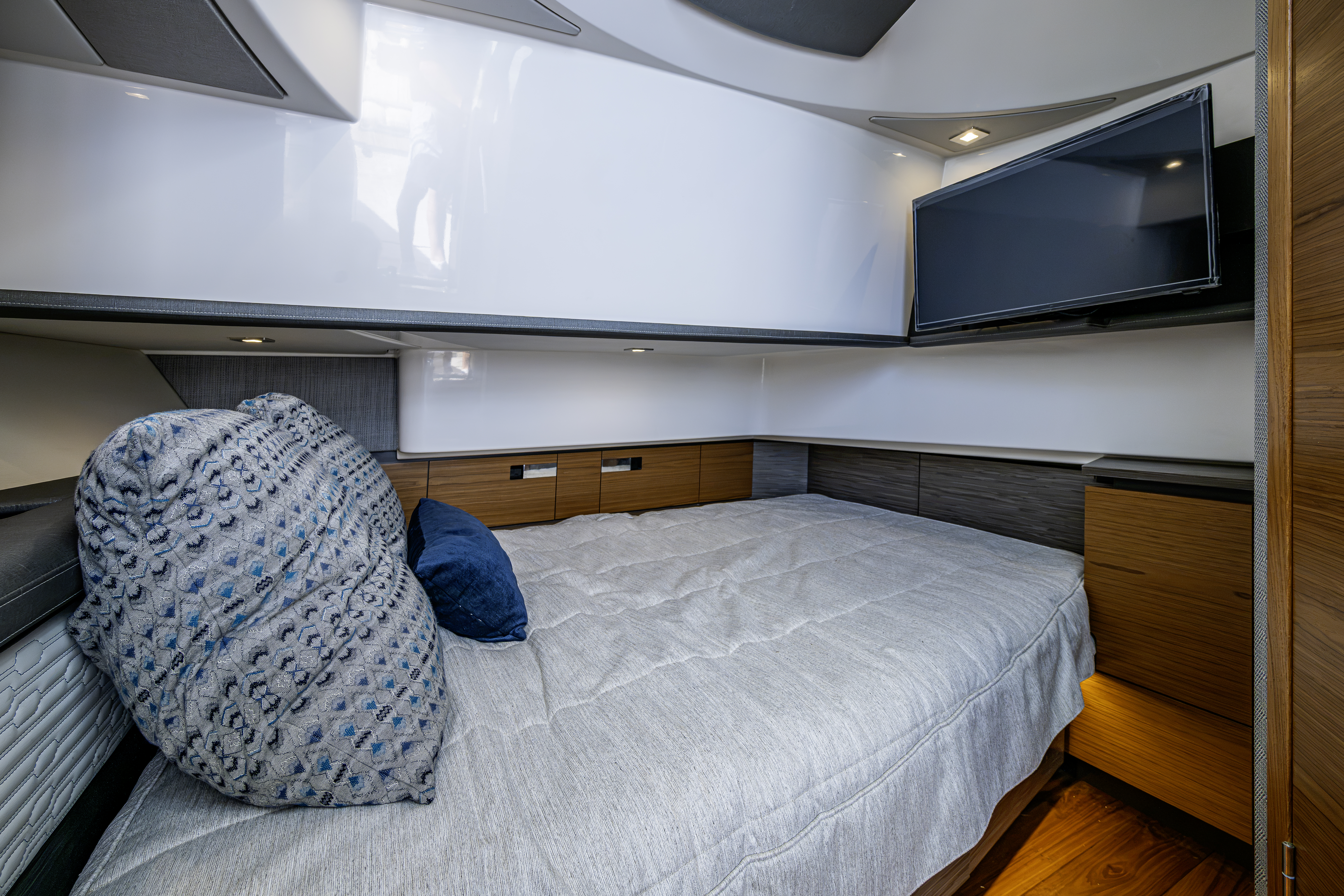 38 Tiara yacht photo 44