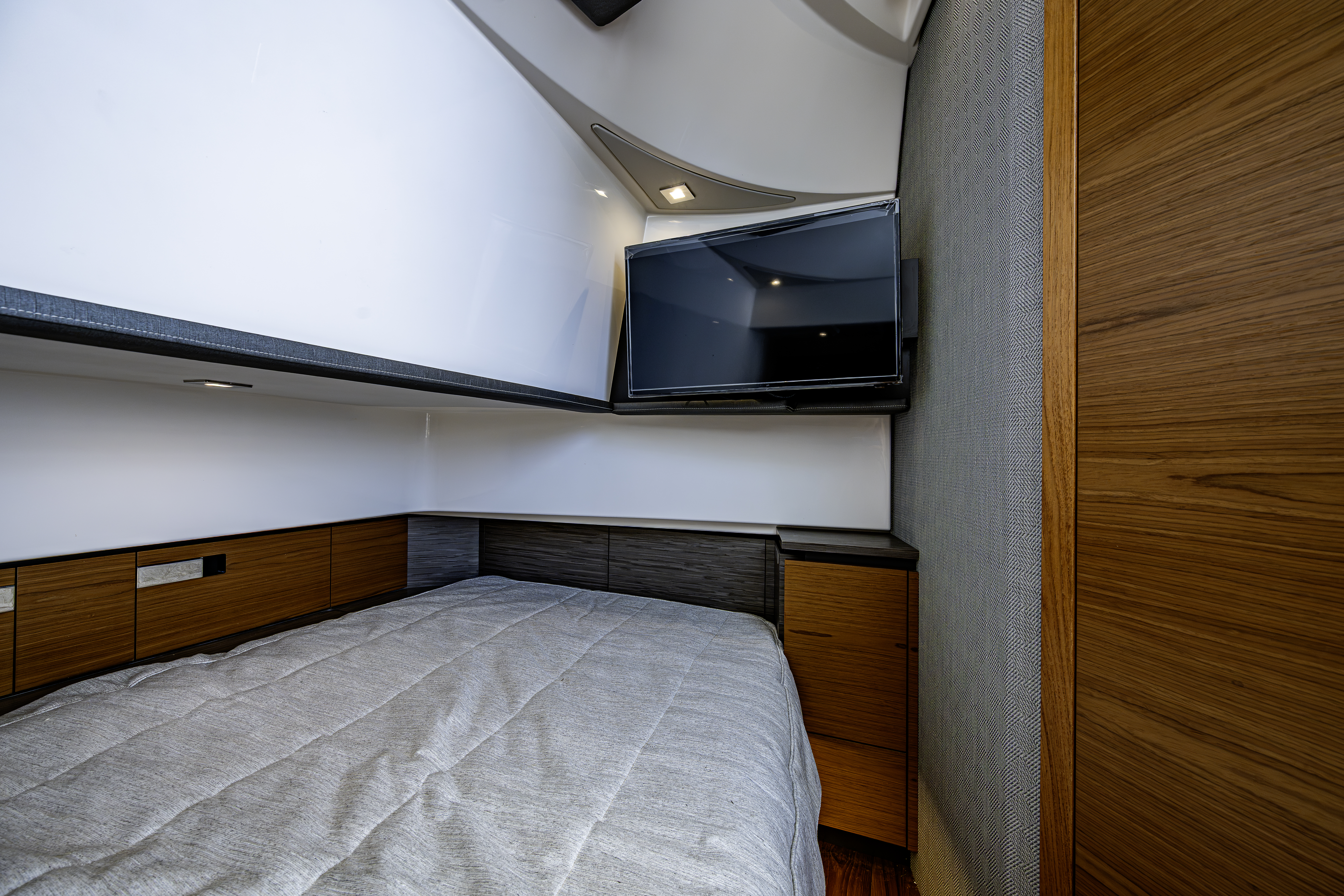 38 Tiara yacht photo 45