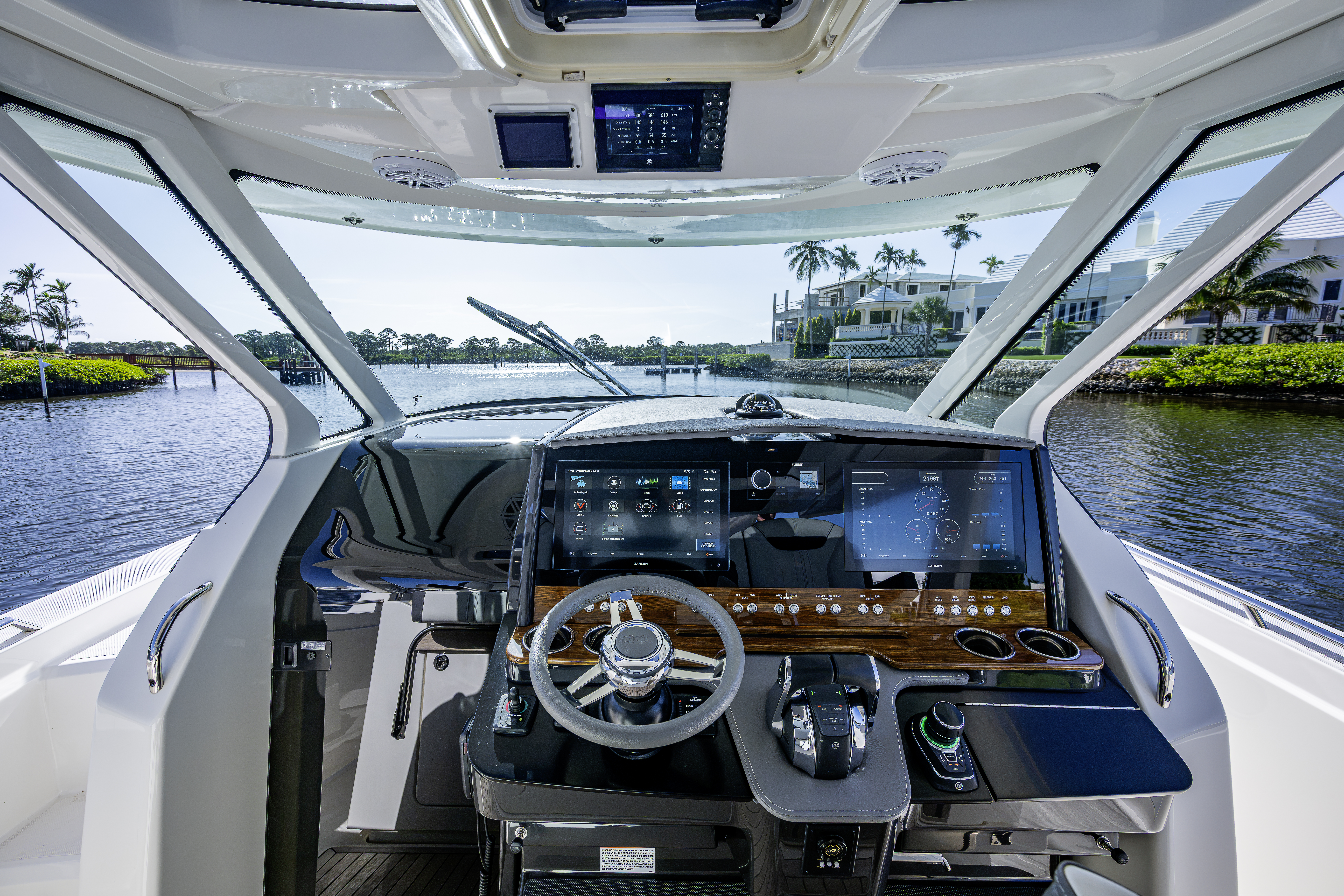 38 Tiara yacht photo 43