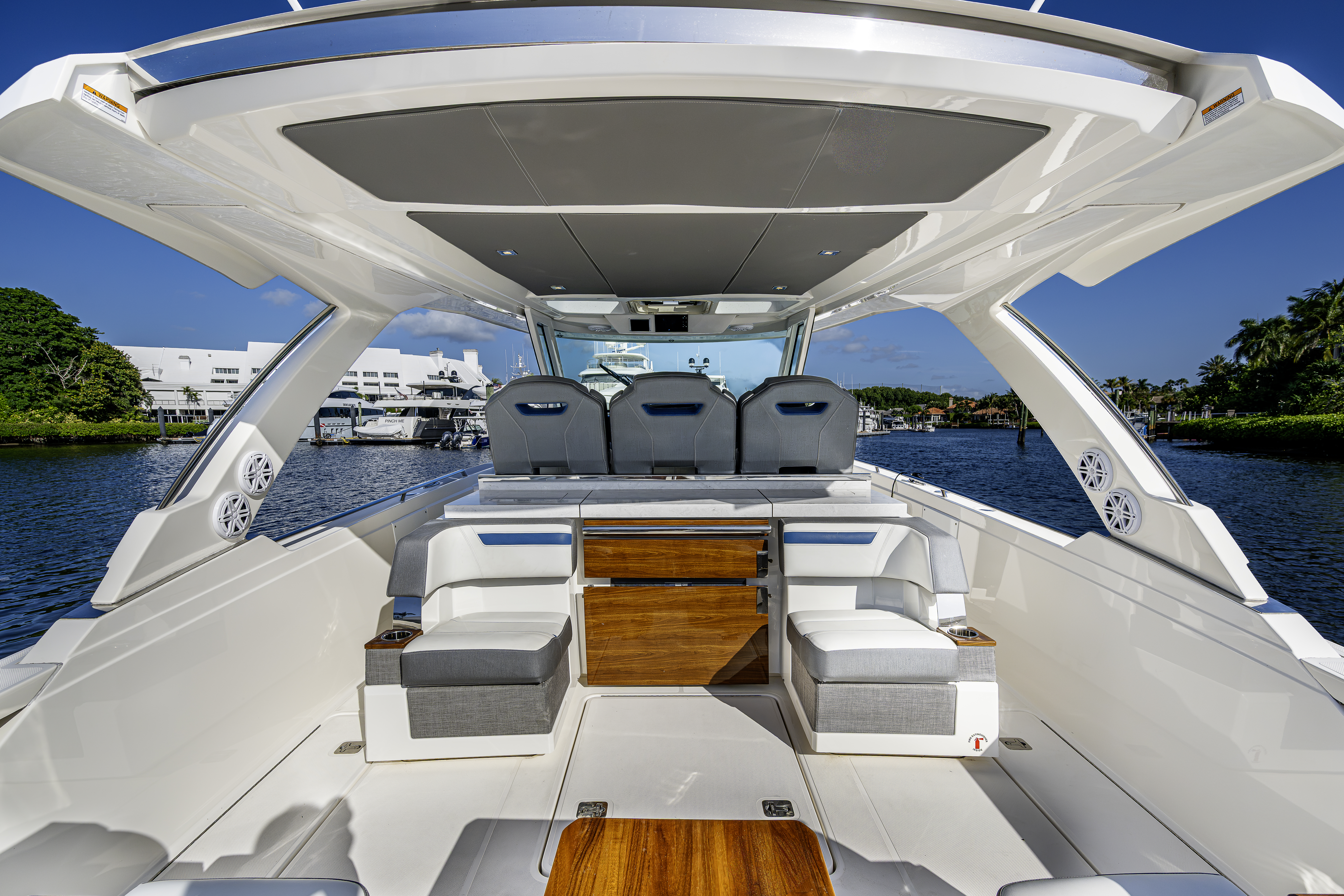 38 Tiara yacht photo 26