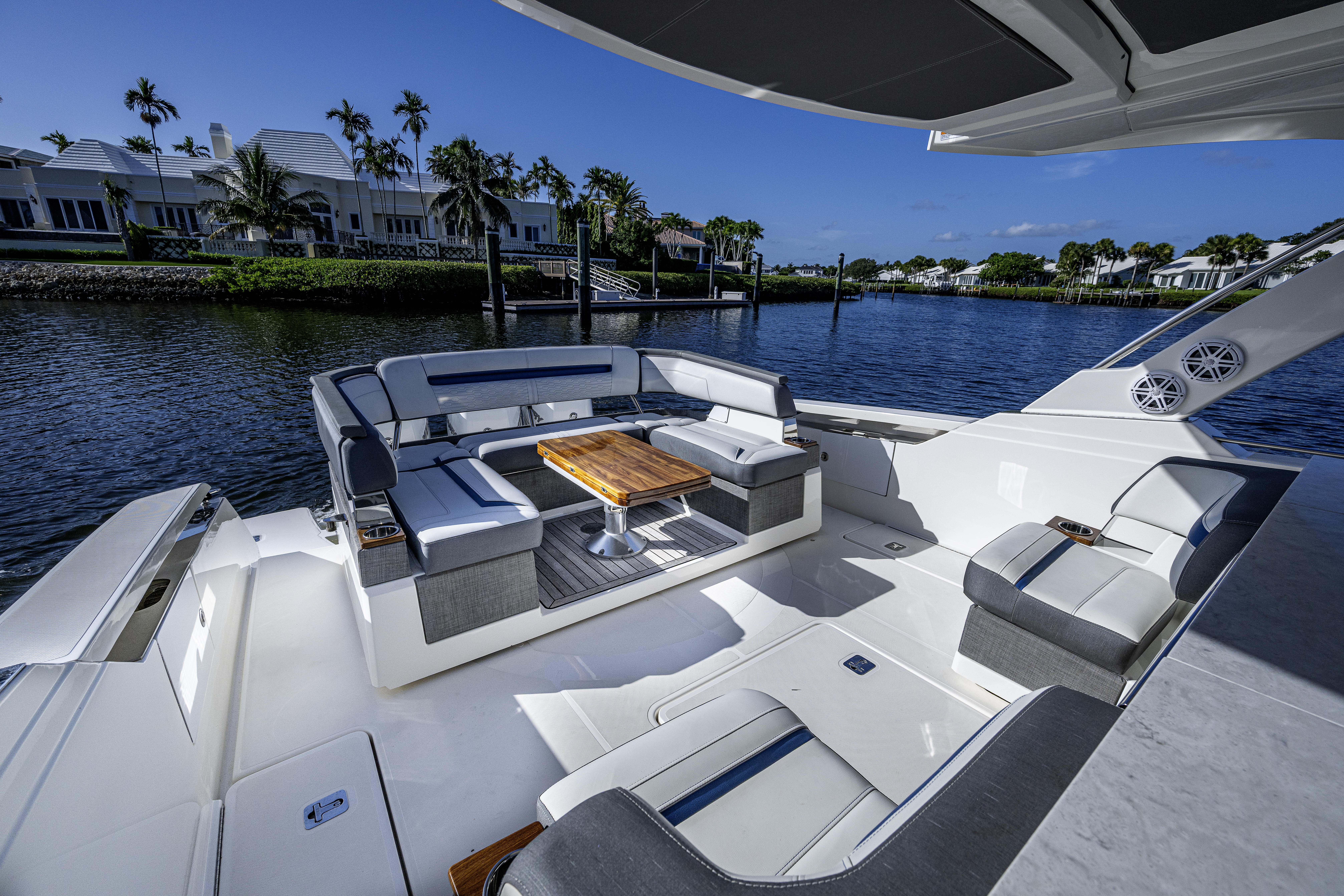 38 Tiara yacht photo 23