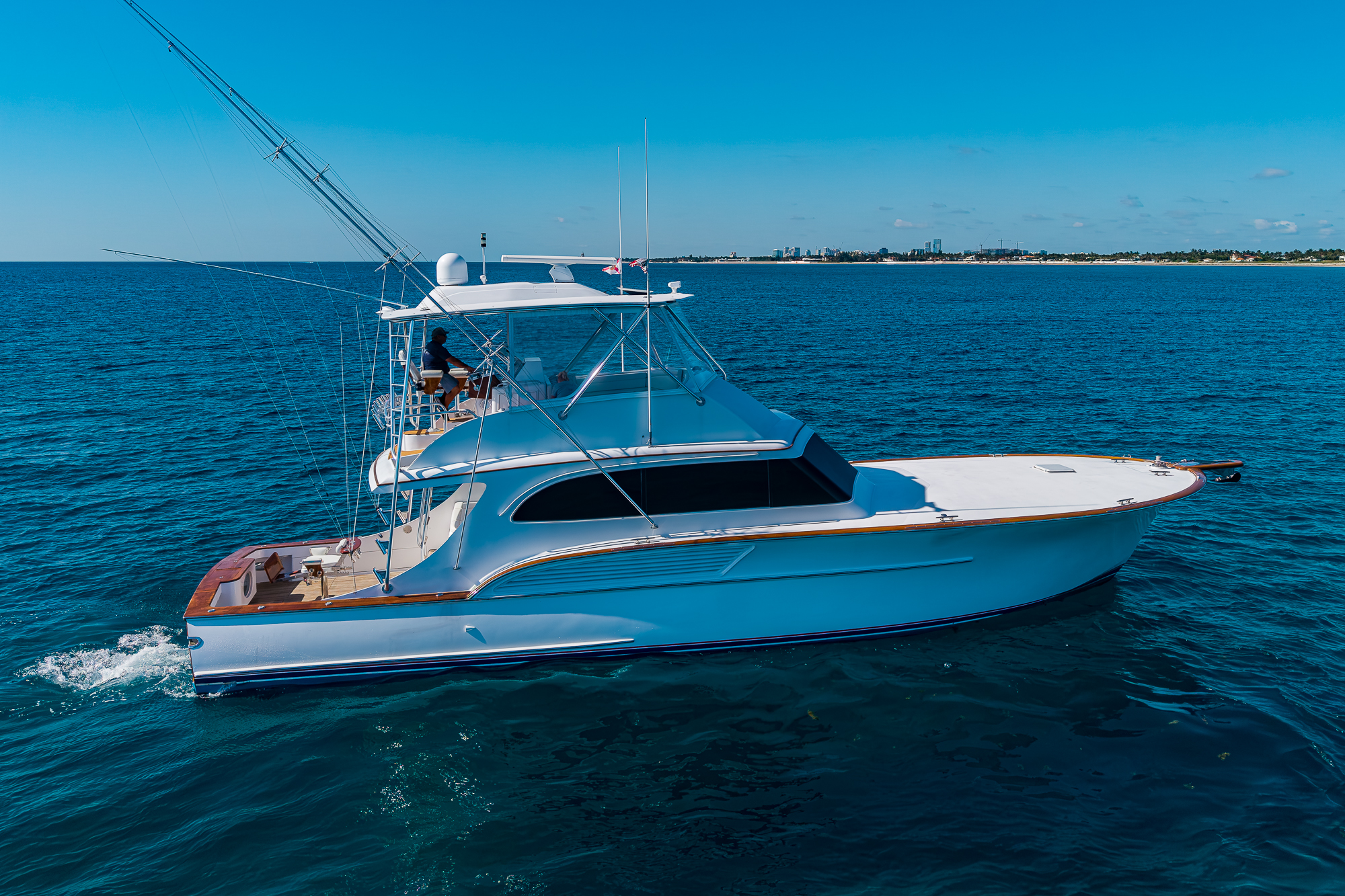 Windy Cay yacht photo 5