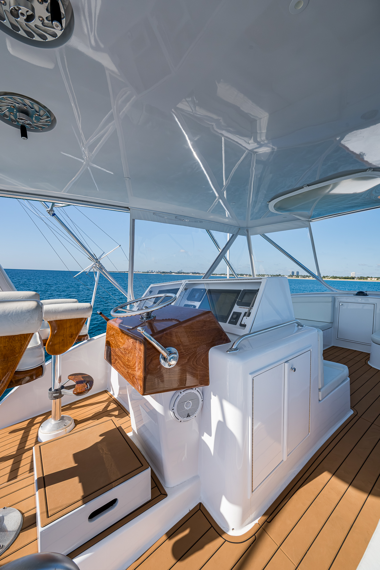 Windy Cay yacht photo 67
