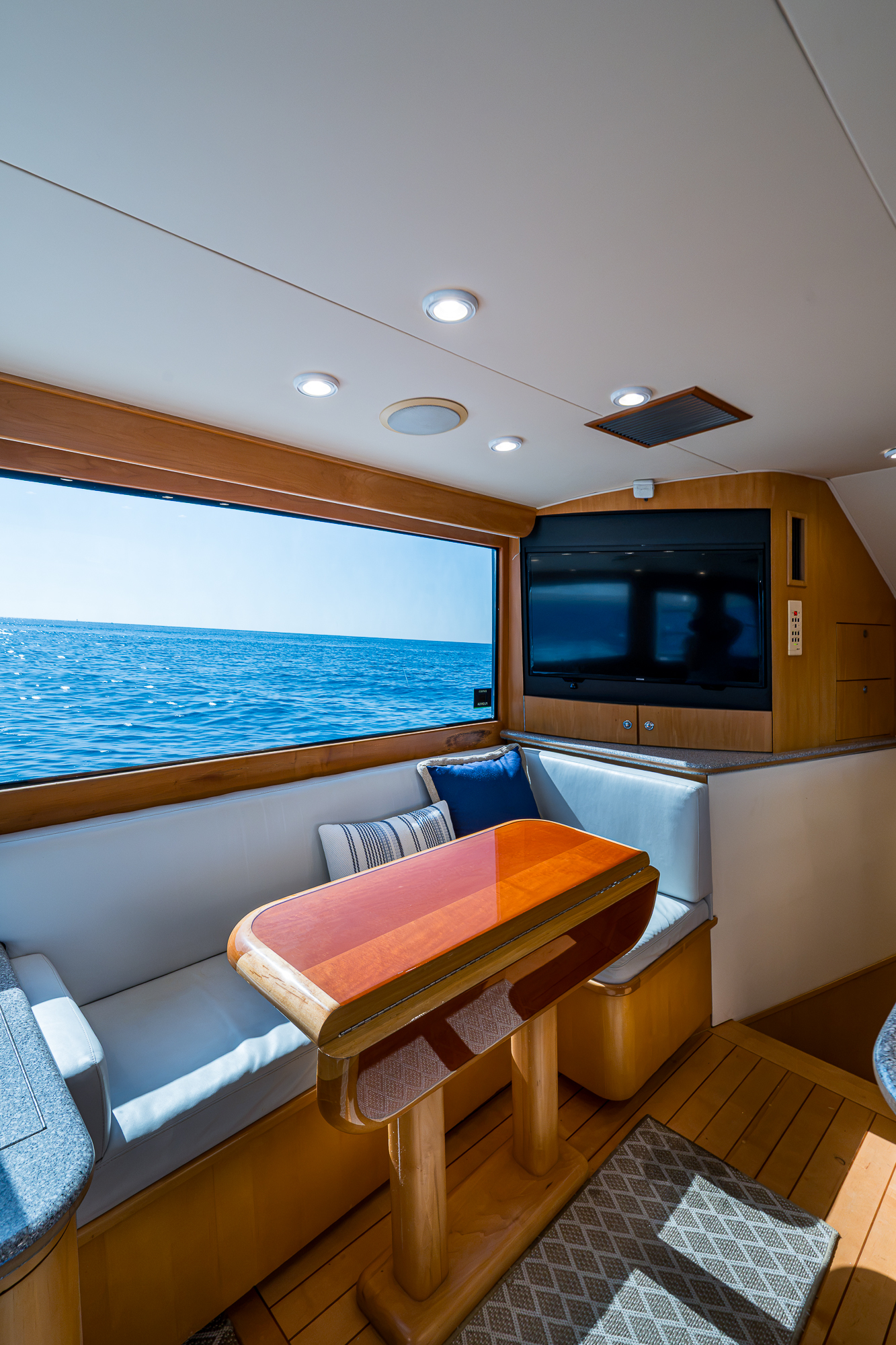 Windy Cay yacht photo 99