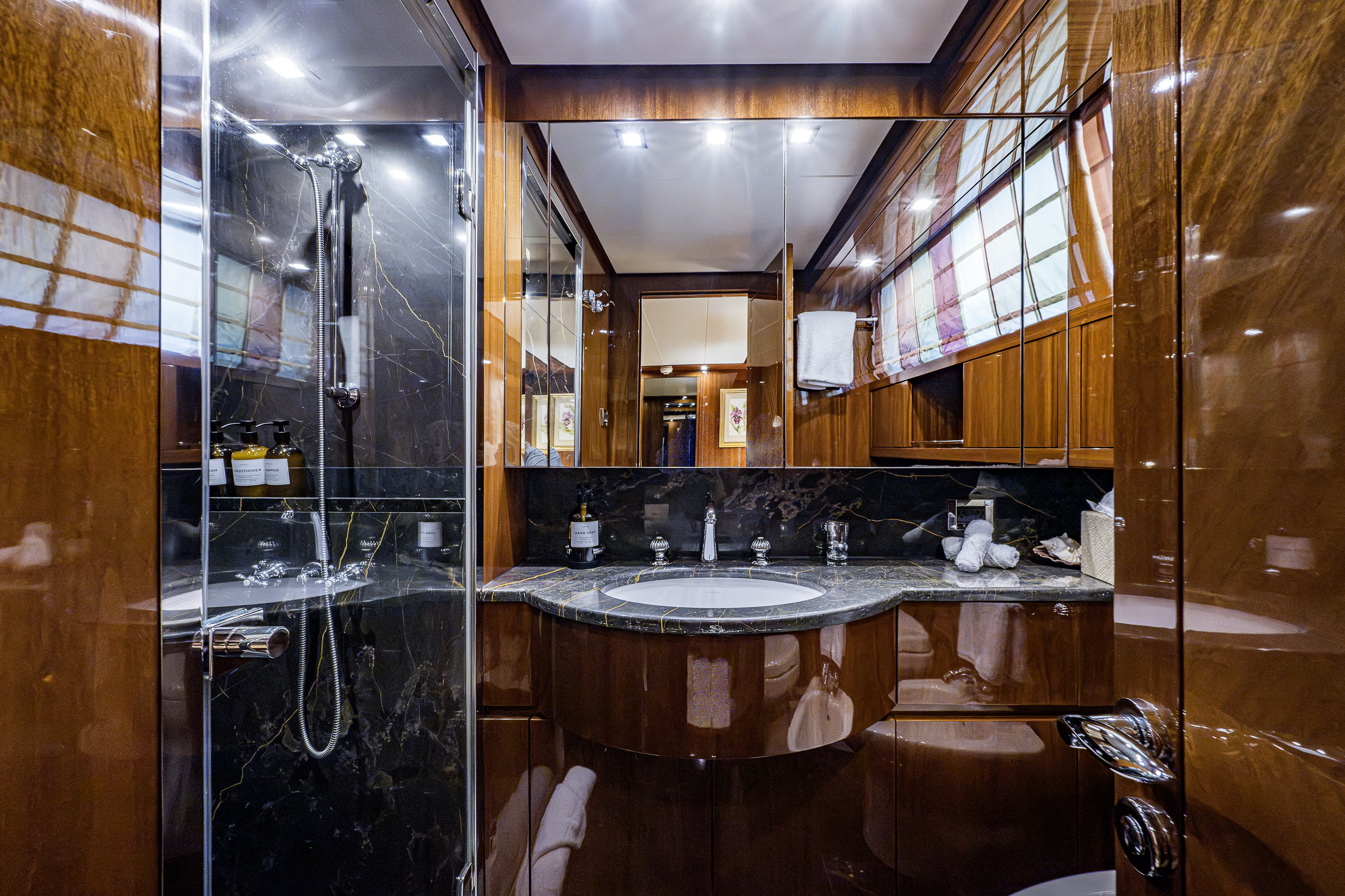 Aleghi yacht photo 206