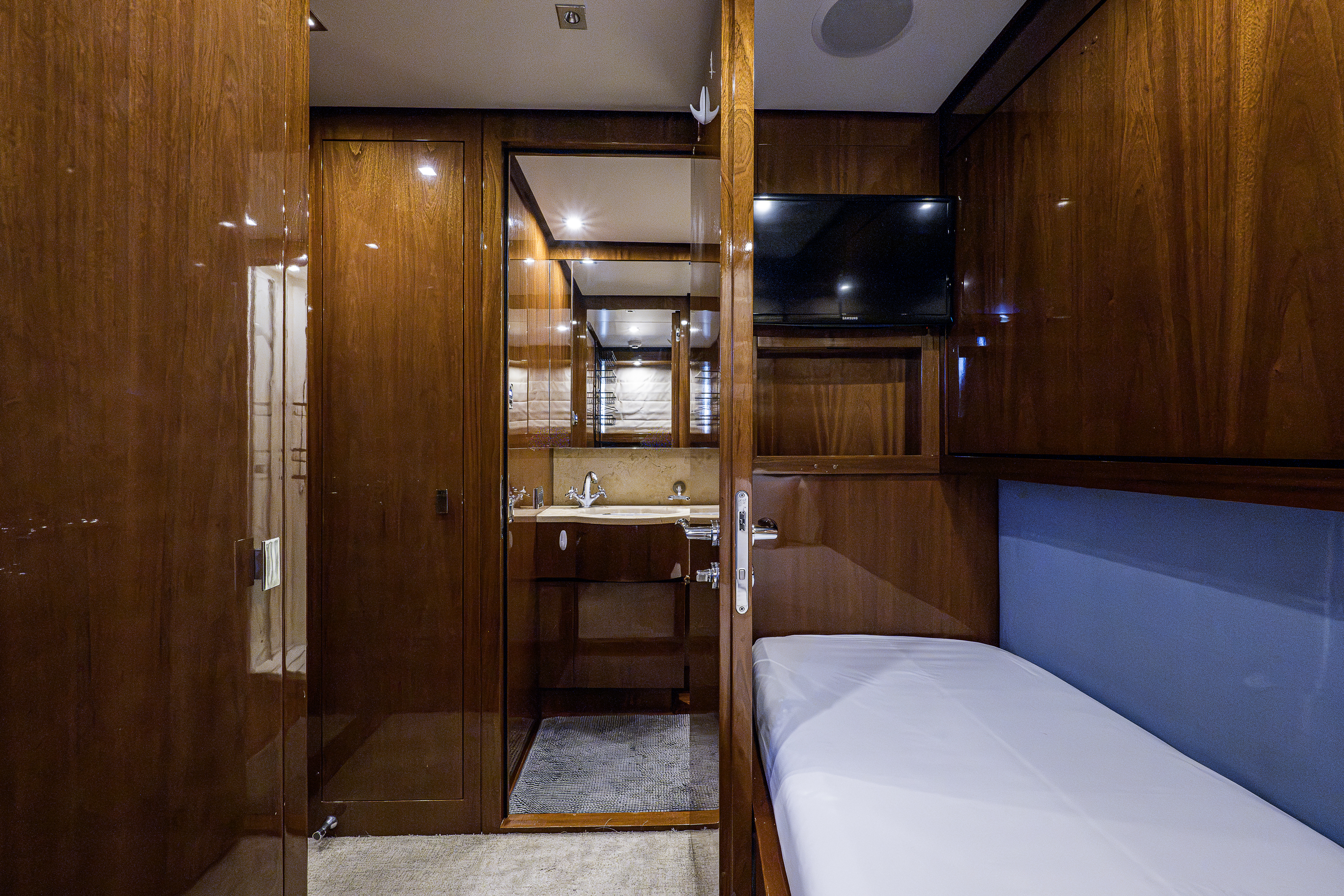 Aleghi yacht photo 224