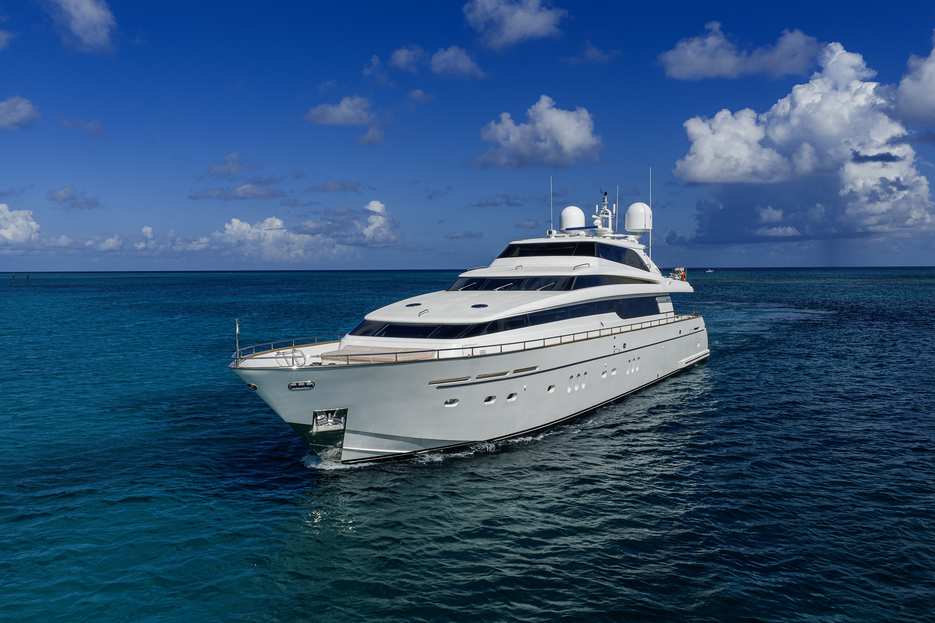 Aleghi yacht photo 7