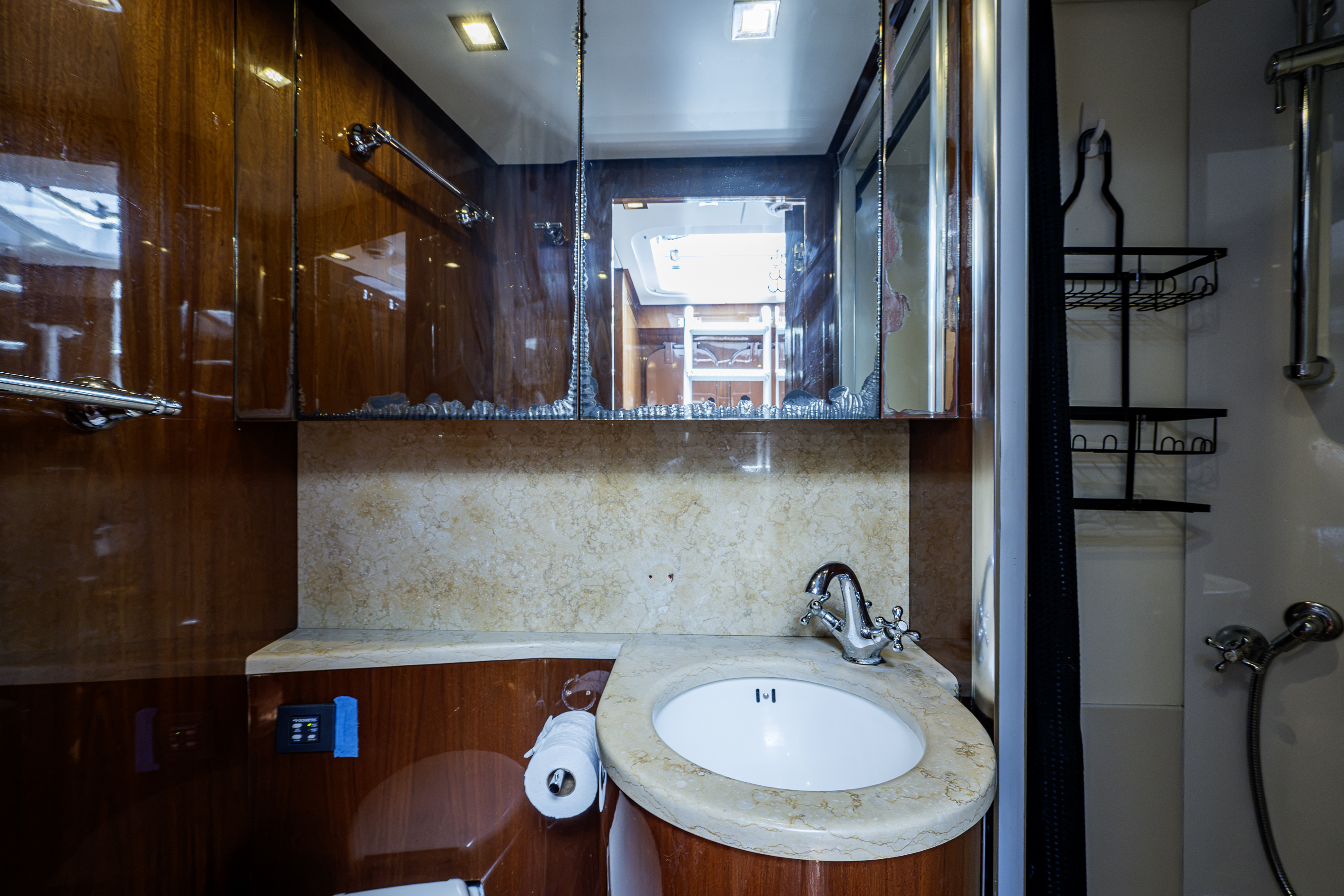 Aleghi yacht photo 214