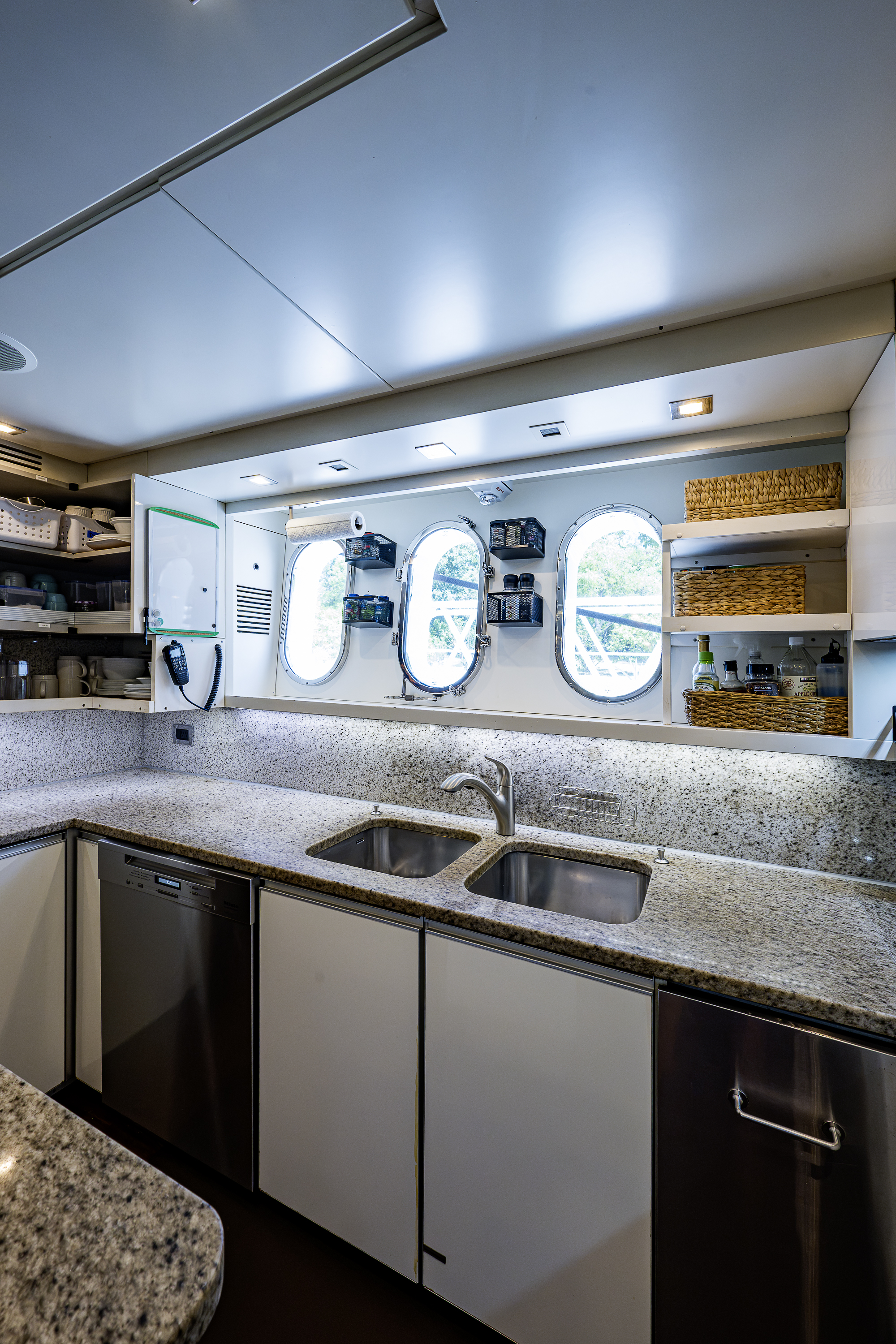 Aleghi yacht photo 136