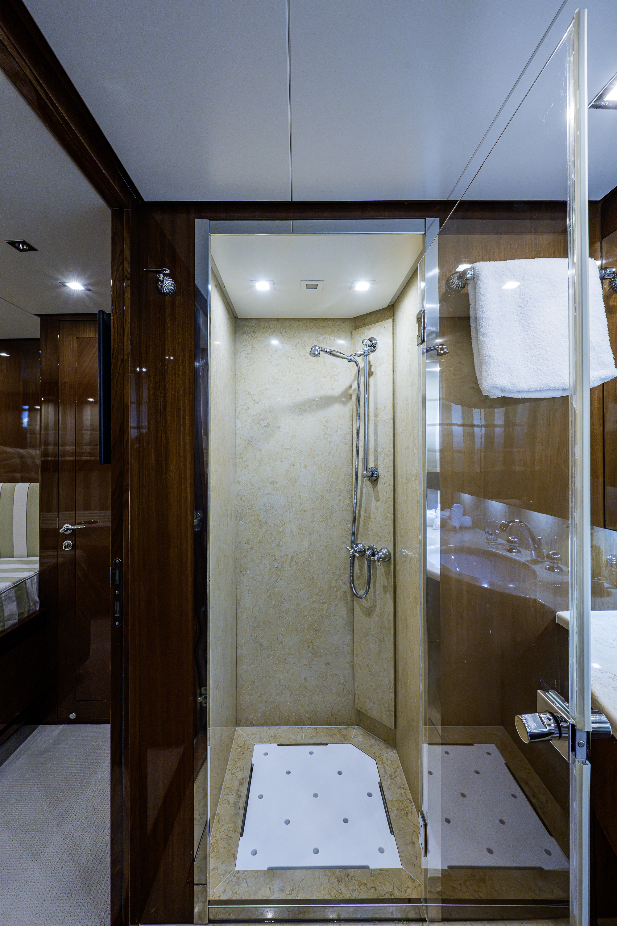 Aleghi yacht photo 152