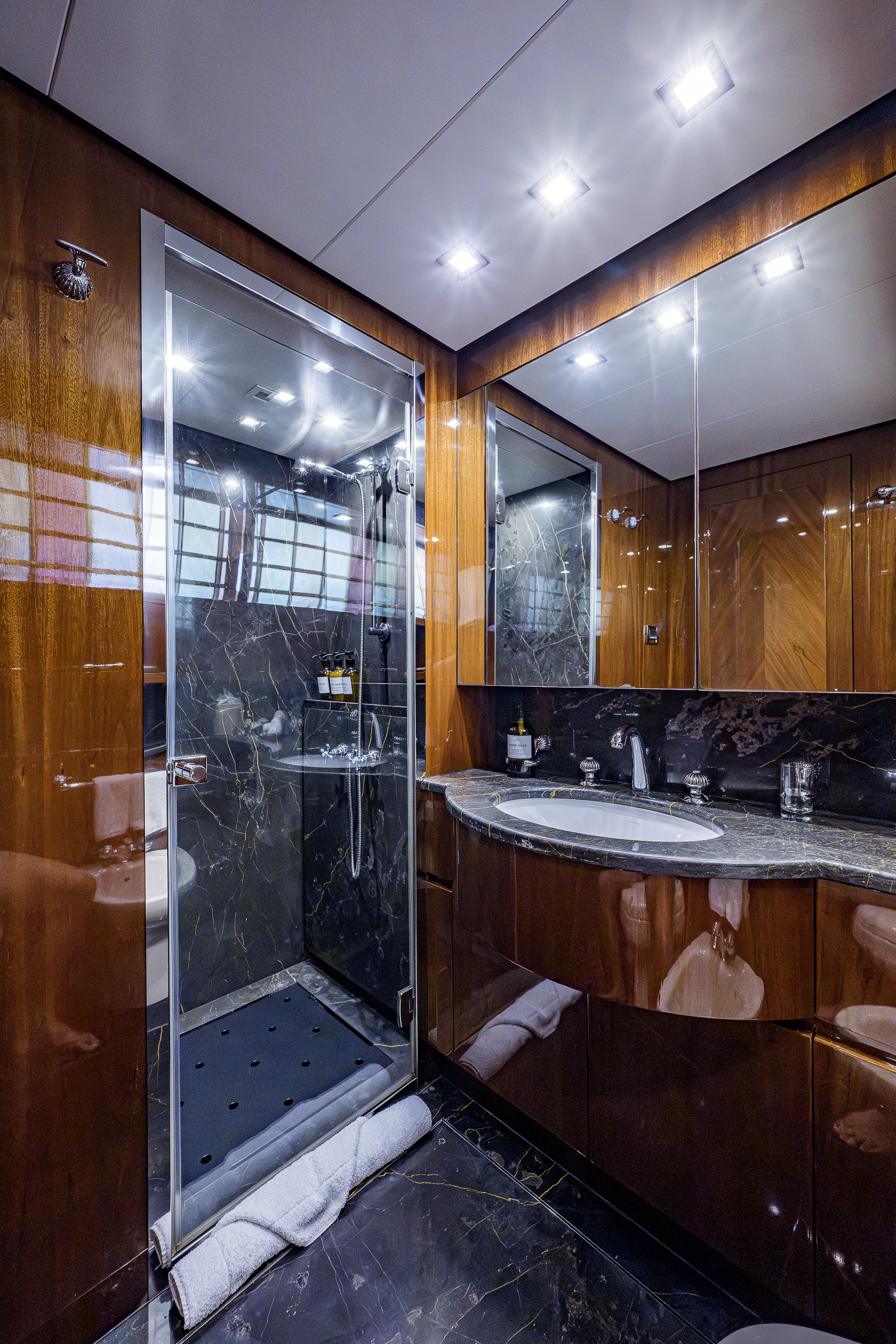 Aleghi yacht photo 207