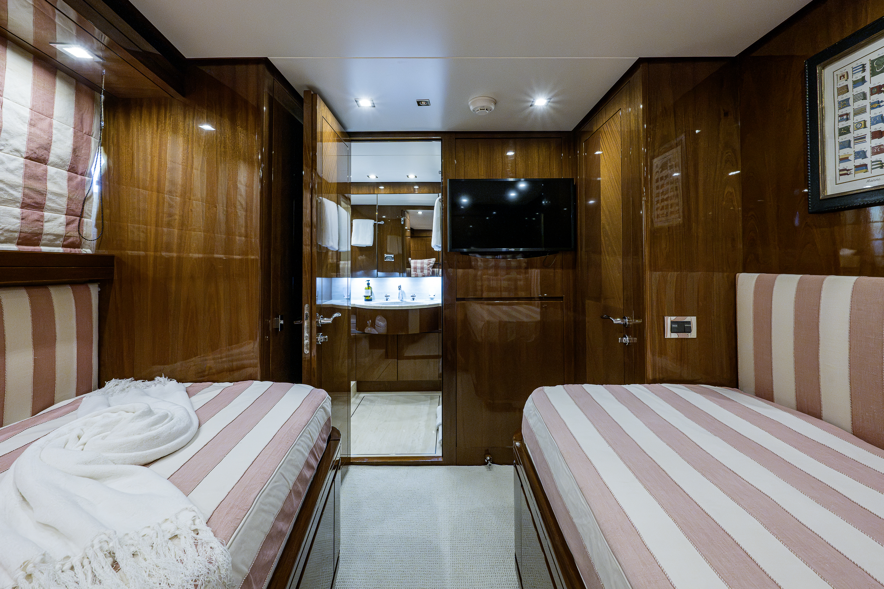 Aleghi yacht photo 155