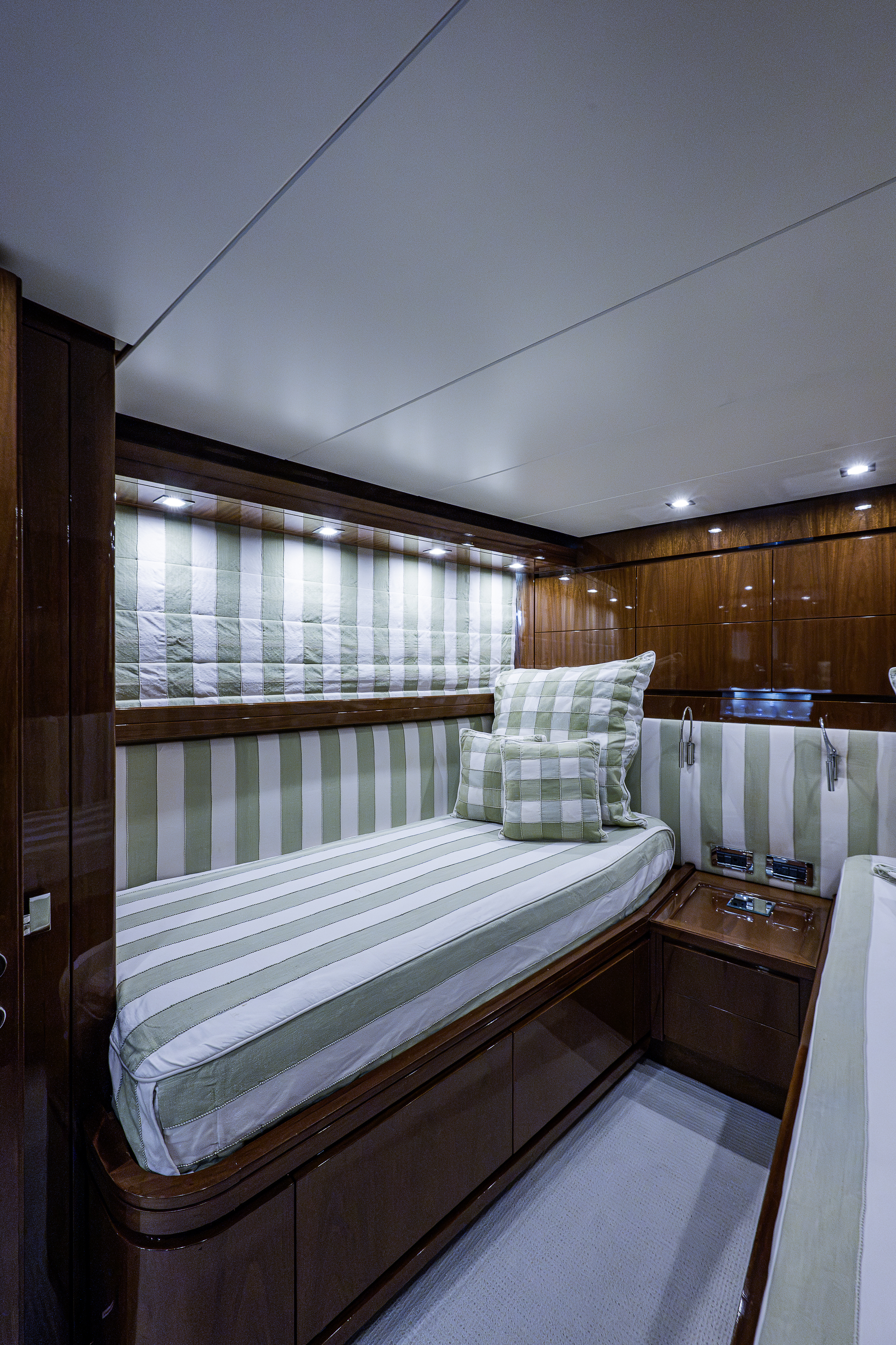Aleghi yacht photo 147