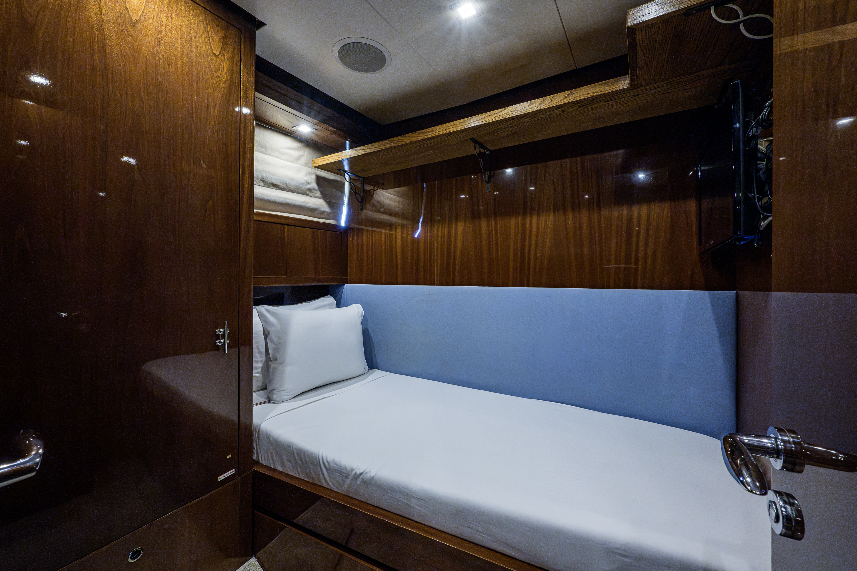 Aleghi yacht photo 216