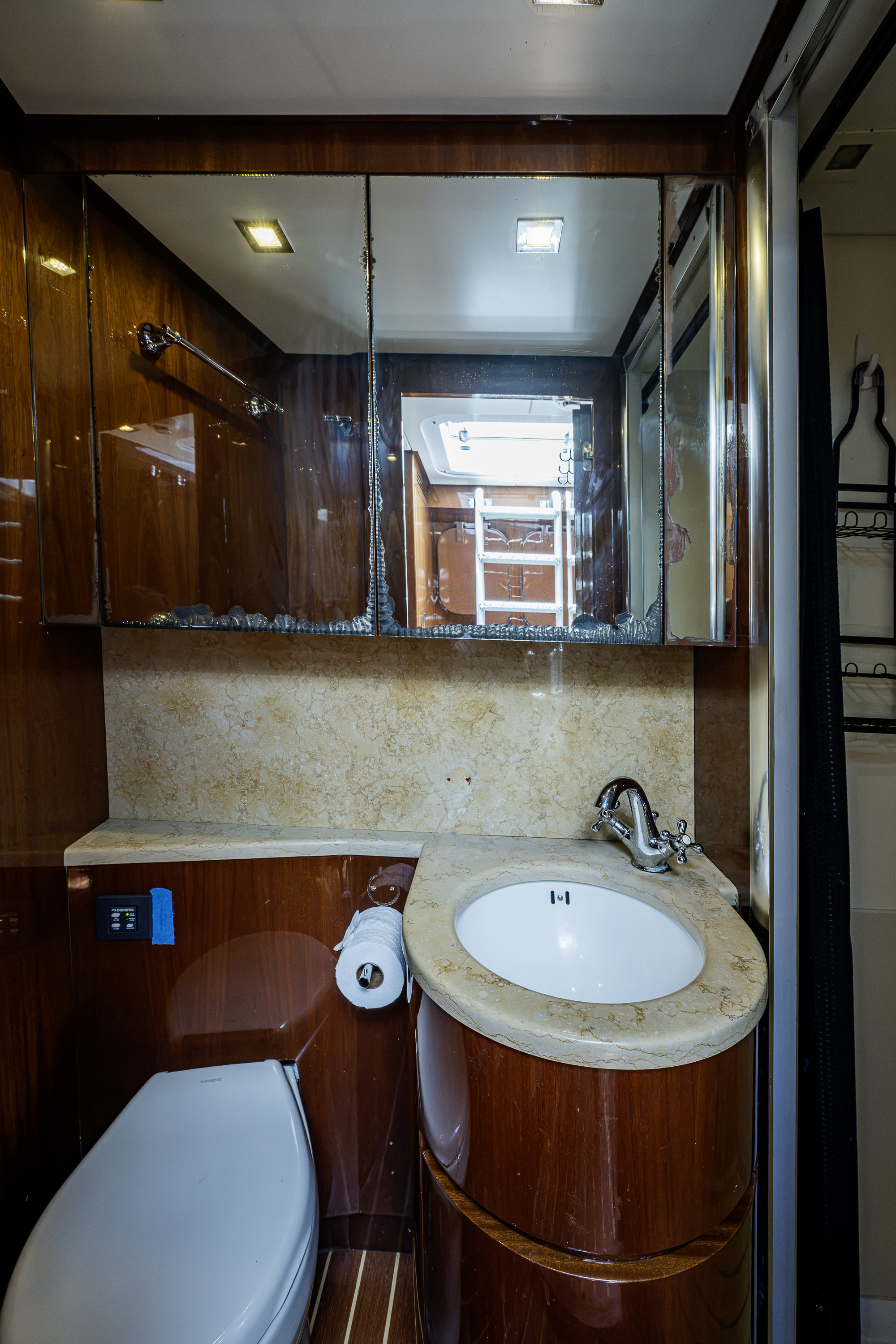Aleghi yacht photo 215