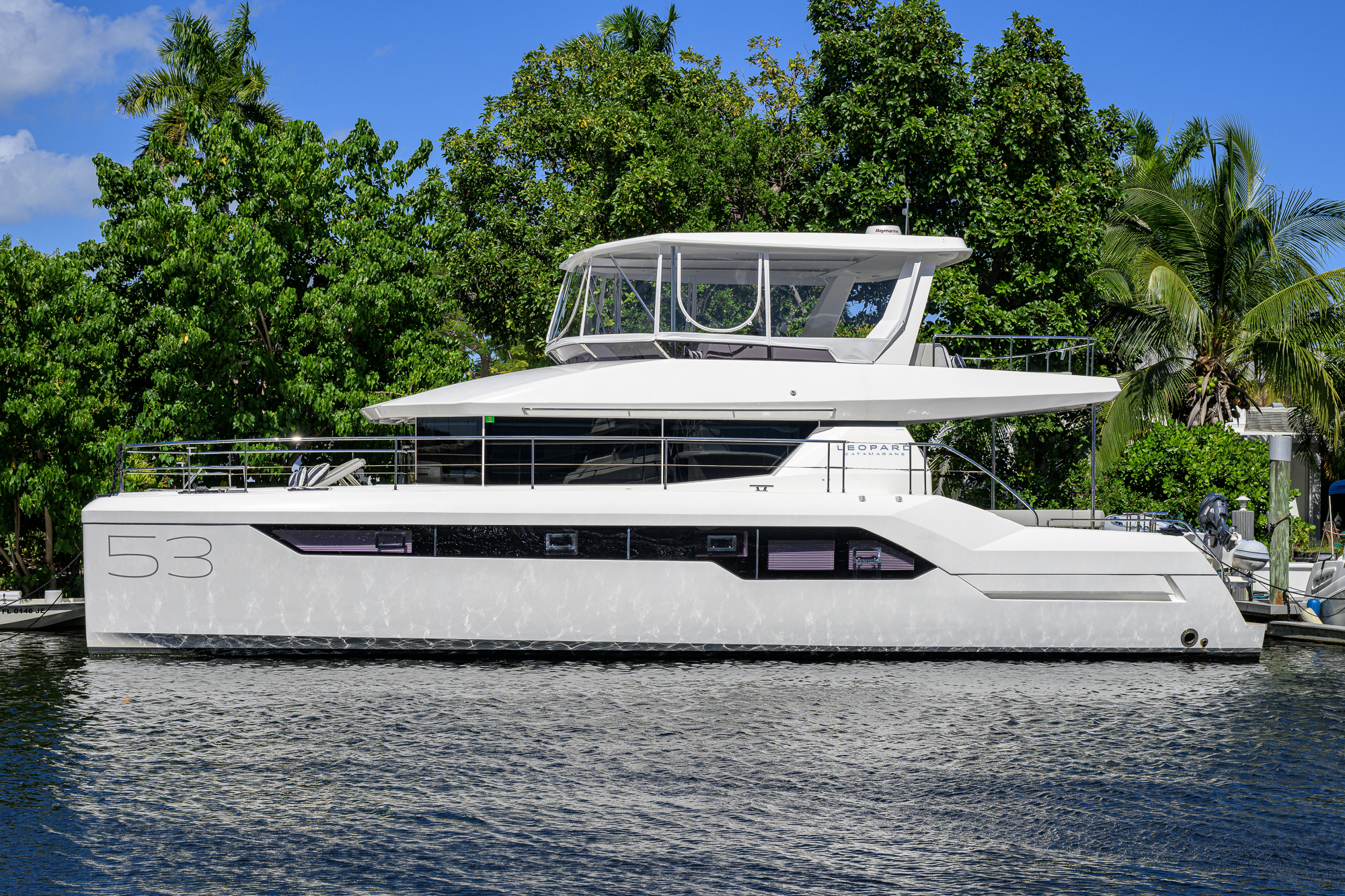 Sheildmaiden yacht photo 1