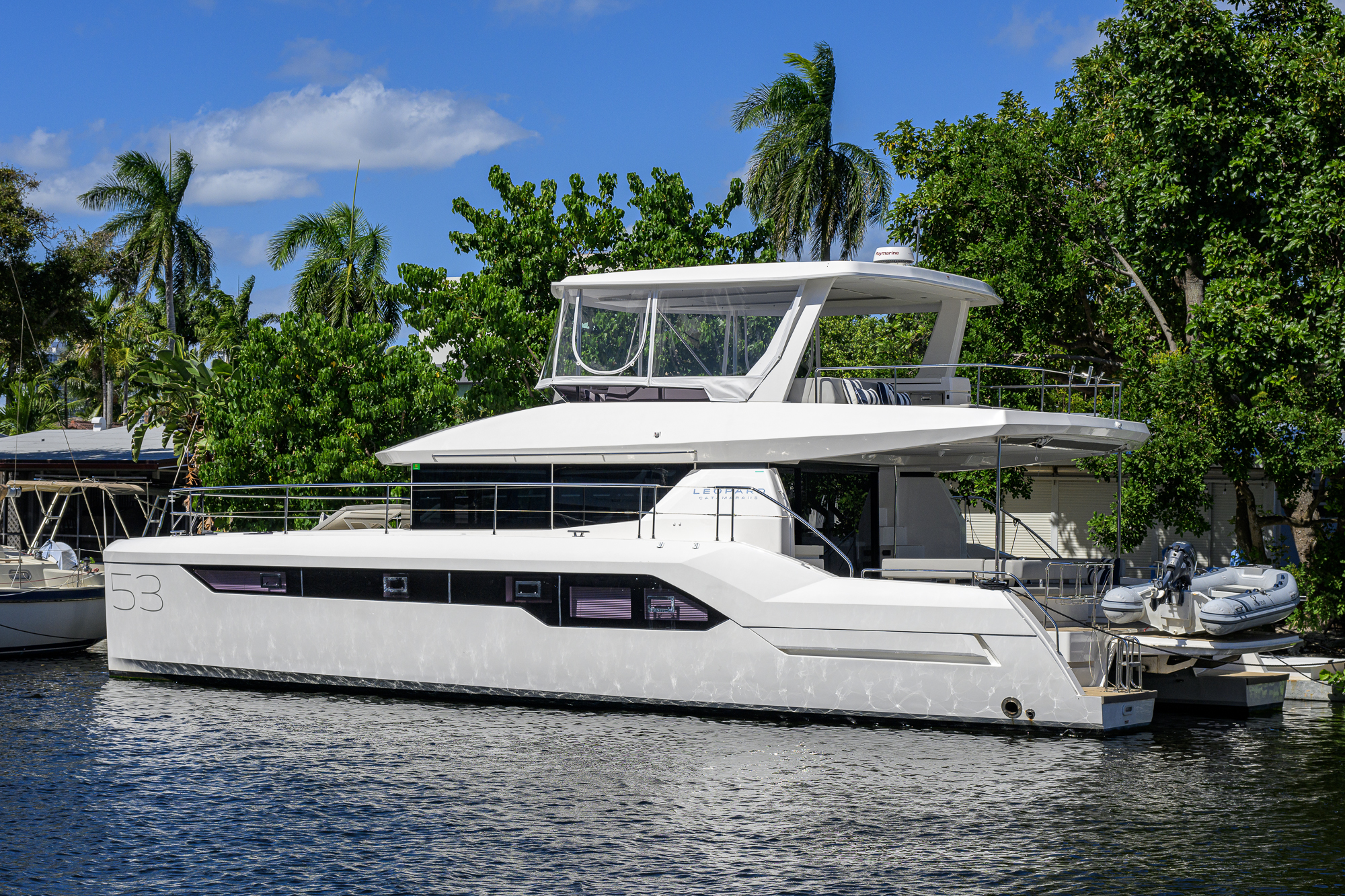 Sheildmaiden yacht photo 2