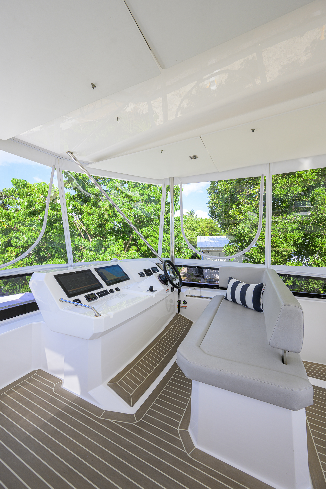 Sheildmaiden yacht photo 22